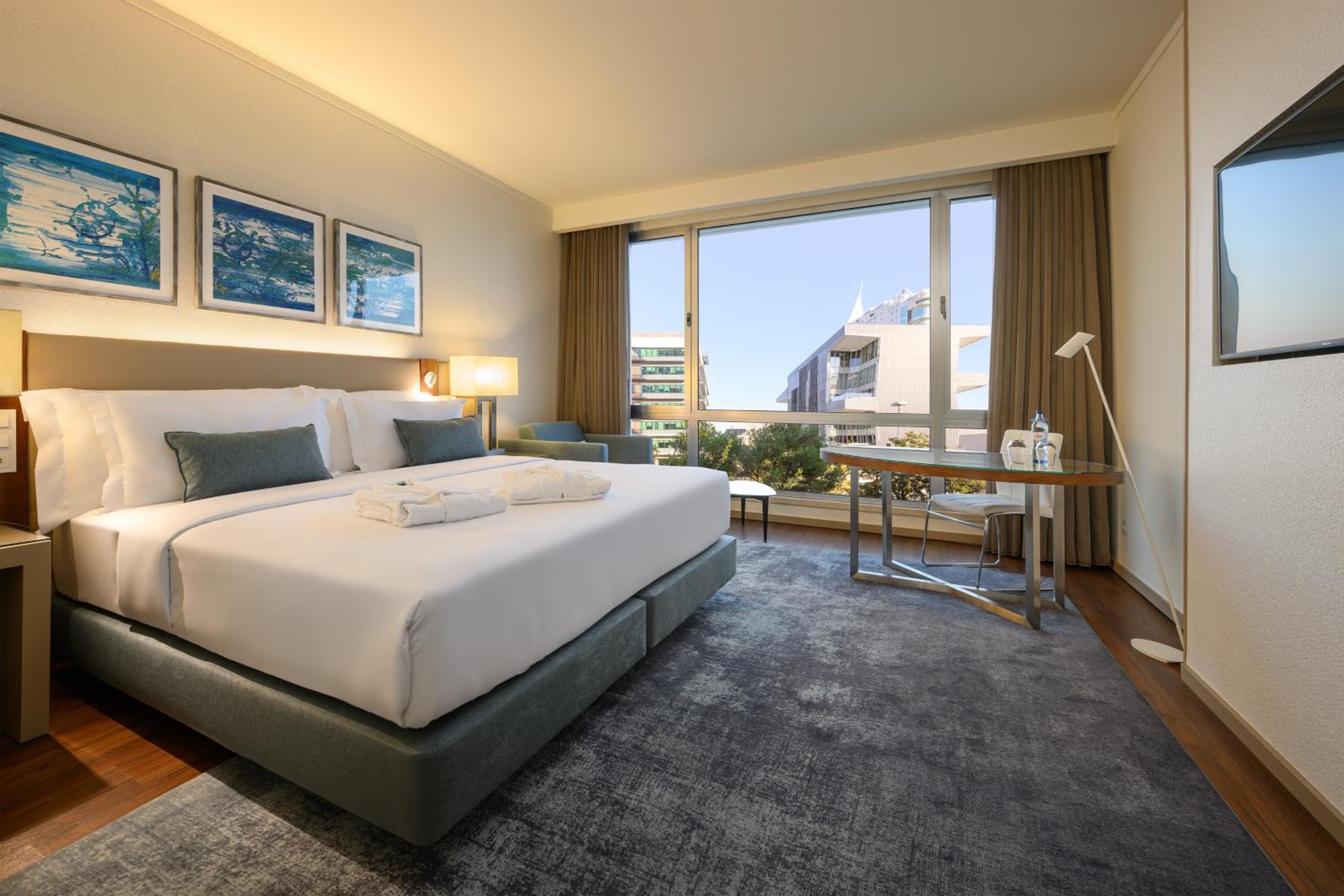 Premium Room Expo View - Photo 2