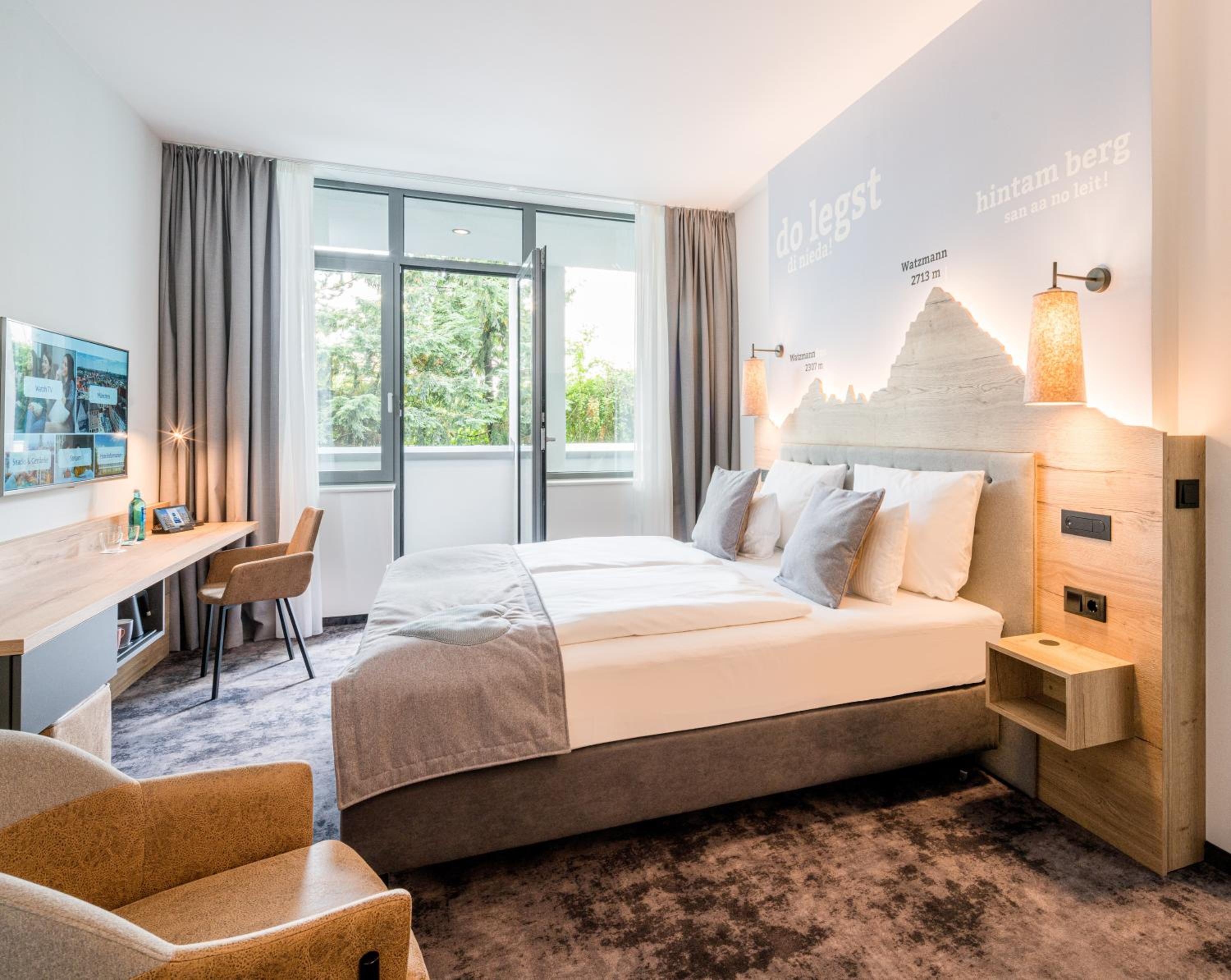 Executive Junior Suite with Walk-In Shower and Balcony