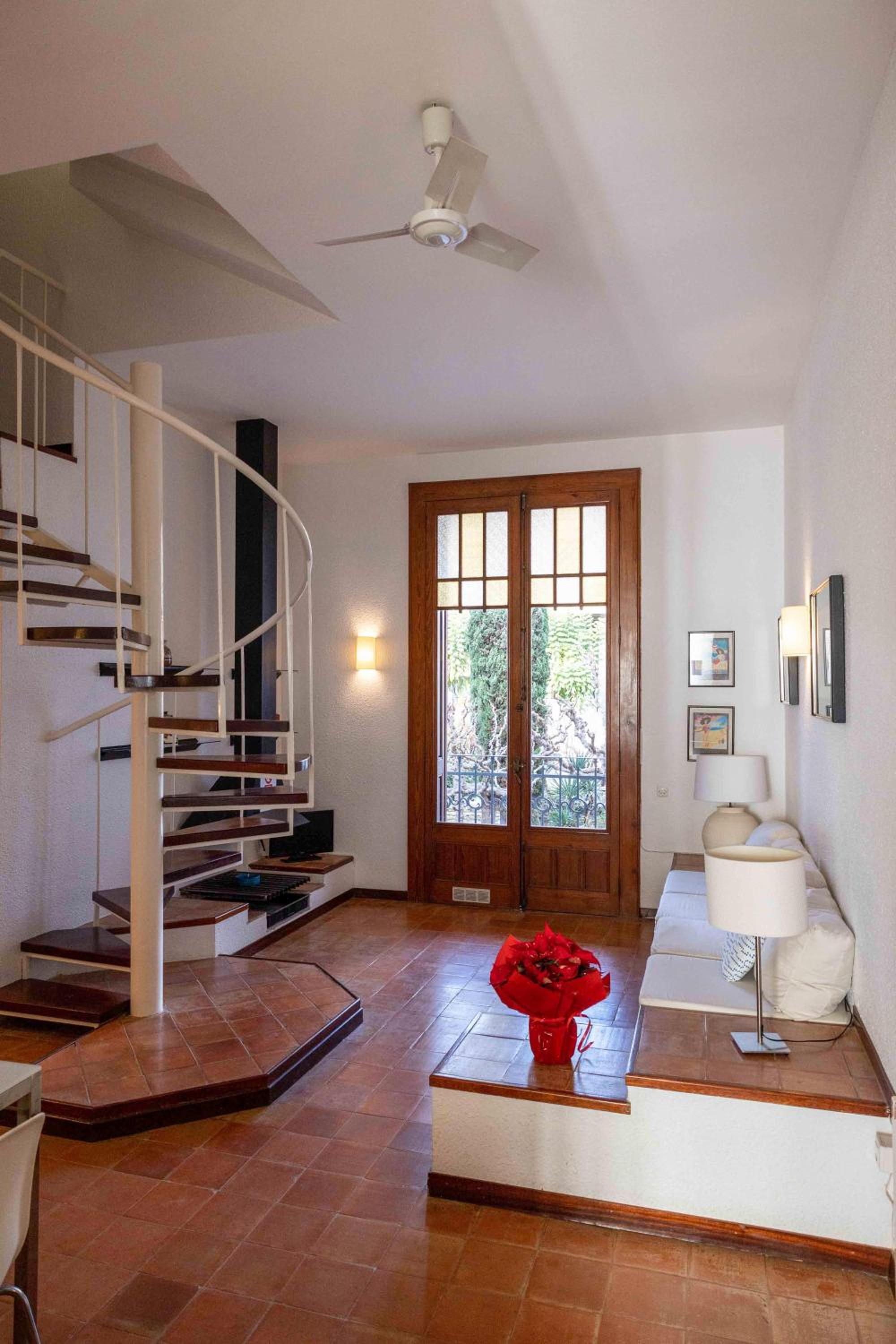 Apartamento con vista al jardín