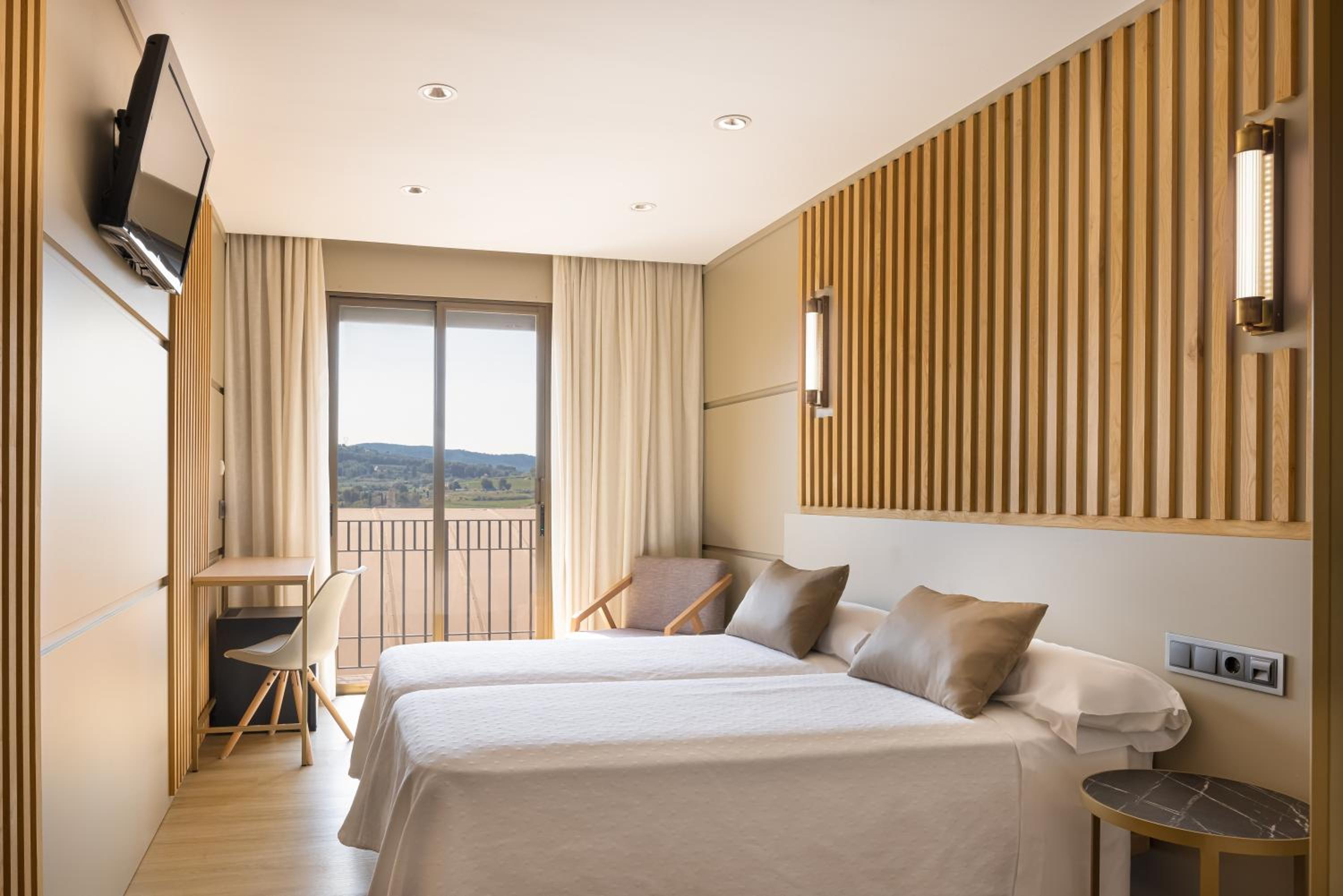 Triple Room - Photo 2