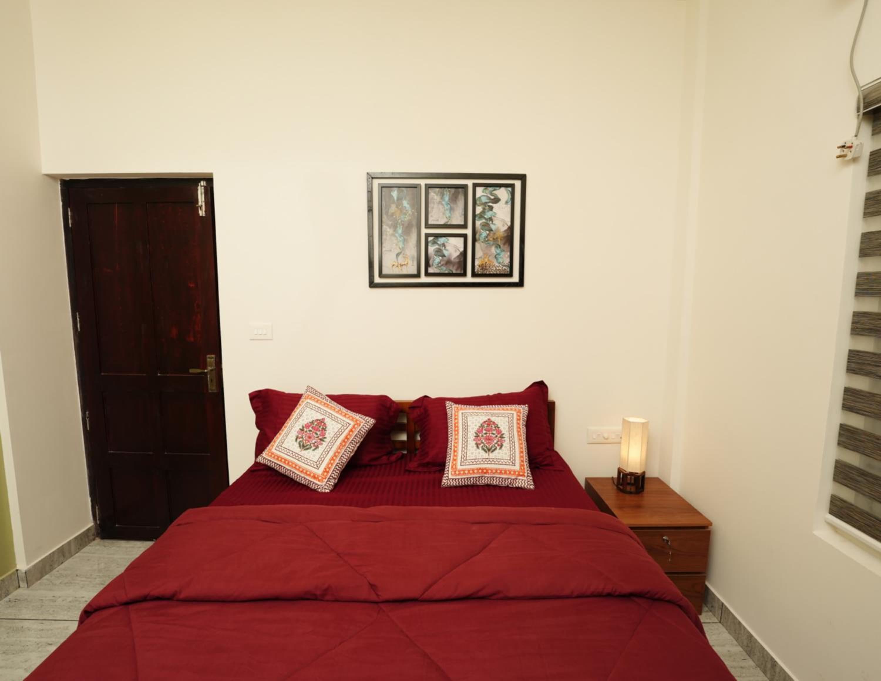 One-Bedroom Apartment - Photo 22