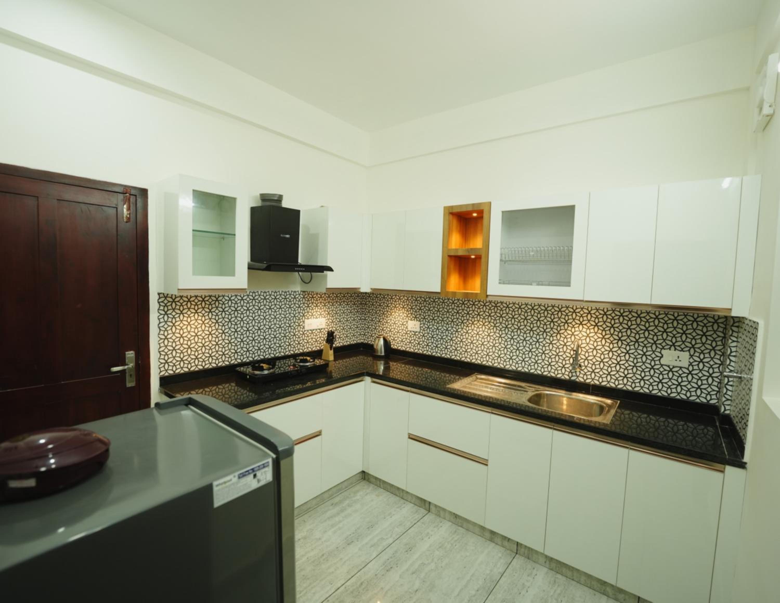 One-Bedroom Apartment - Photo 21