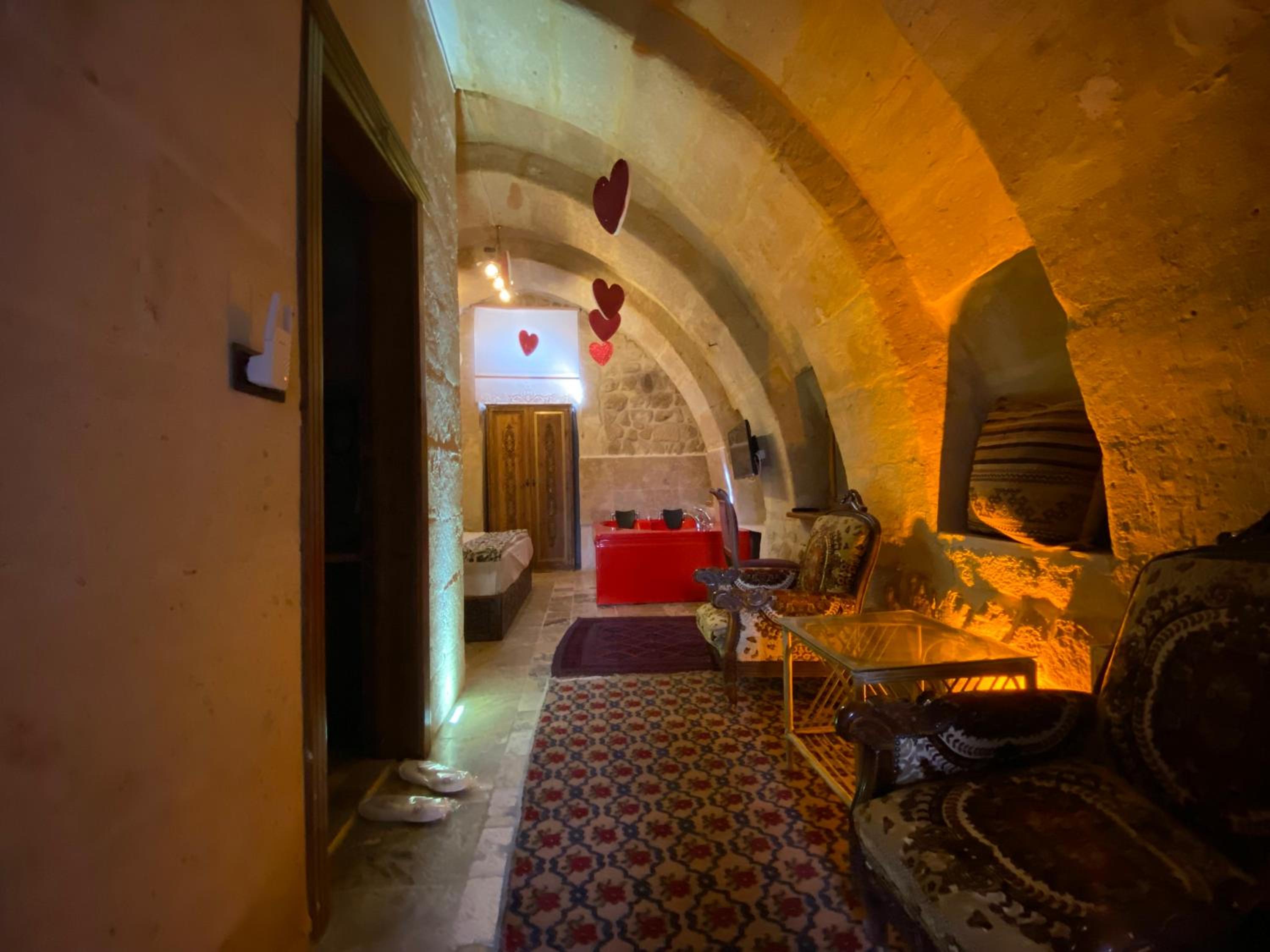 Deluxe King Room photo 3