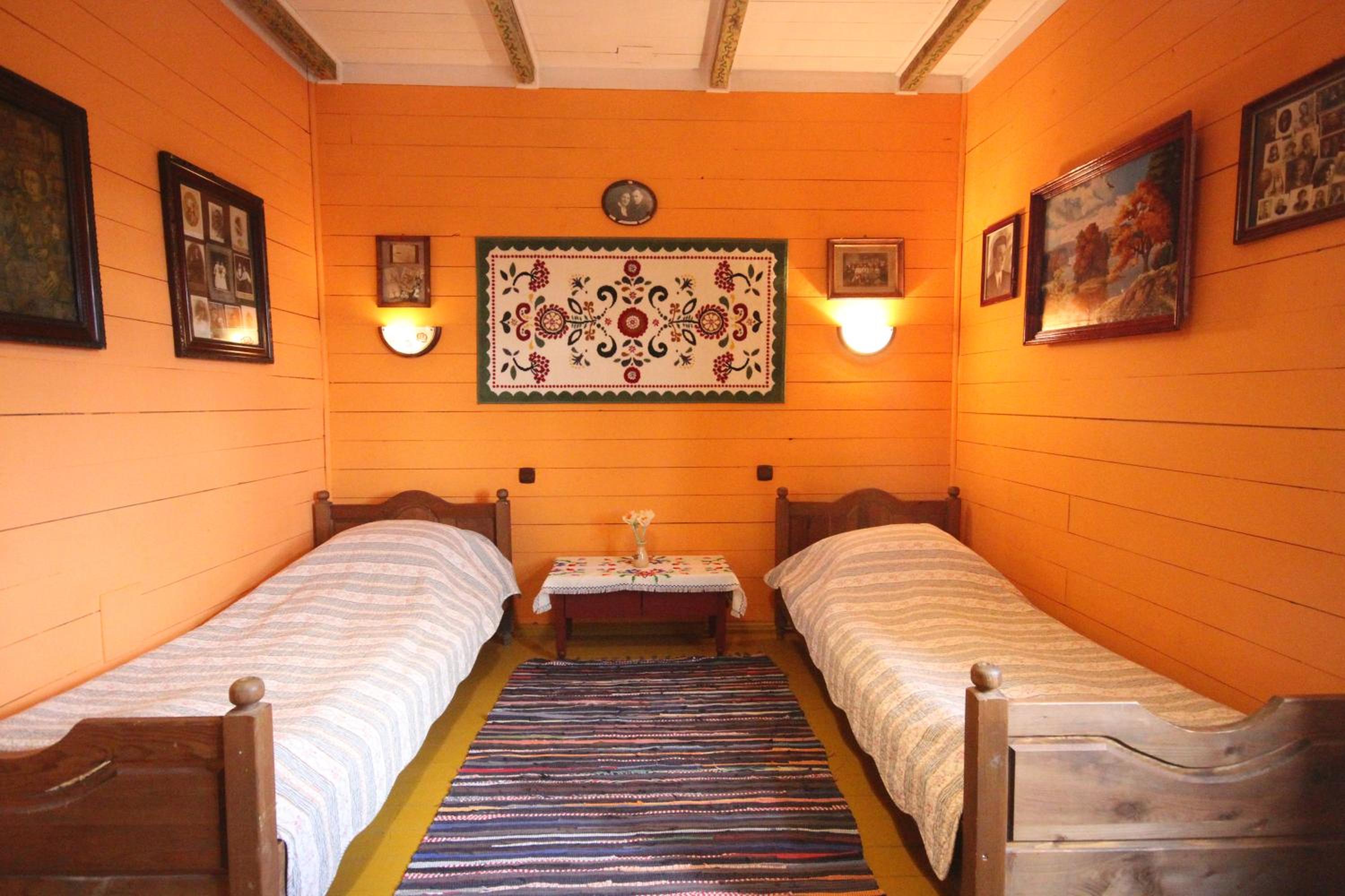 Three-Bedroom Chalet photo 1