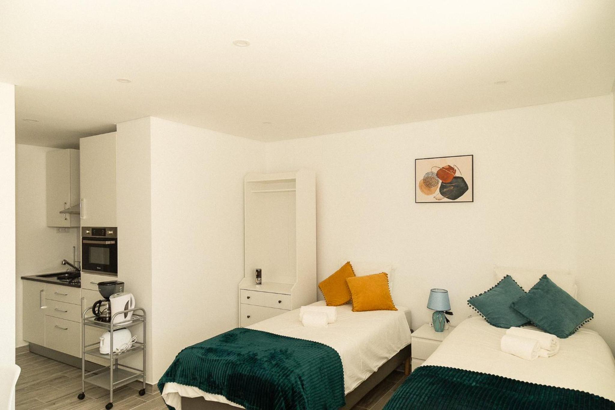 Studio Apartment photo 1