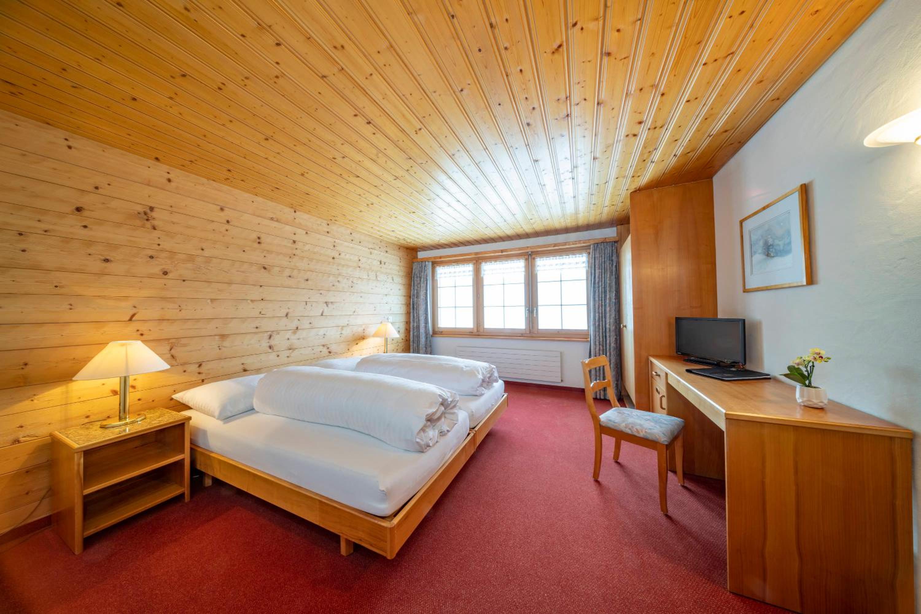 Deluxe Twin Room - Photo 2