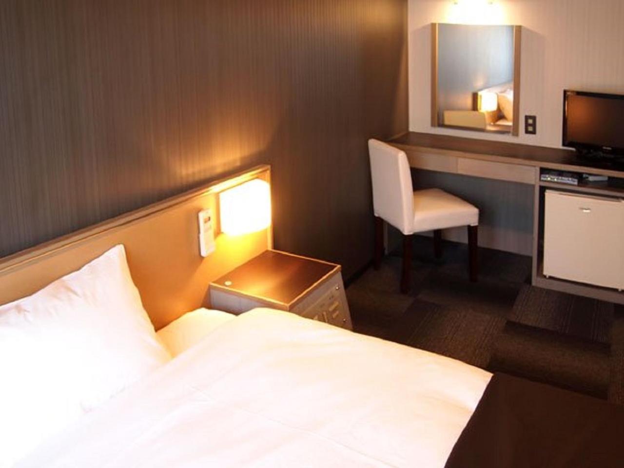 Single Room - Non-Smoking - Small Dog Friendly