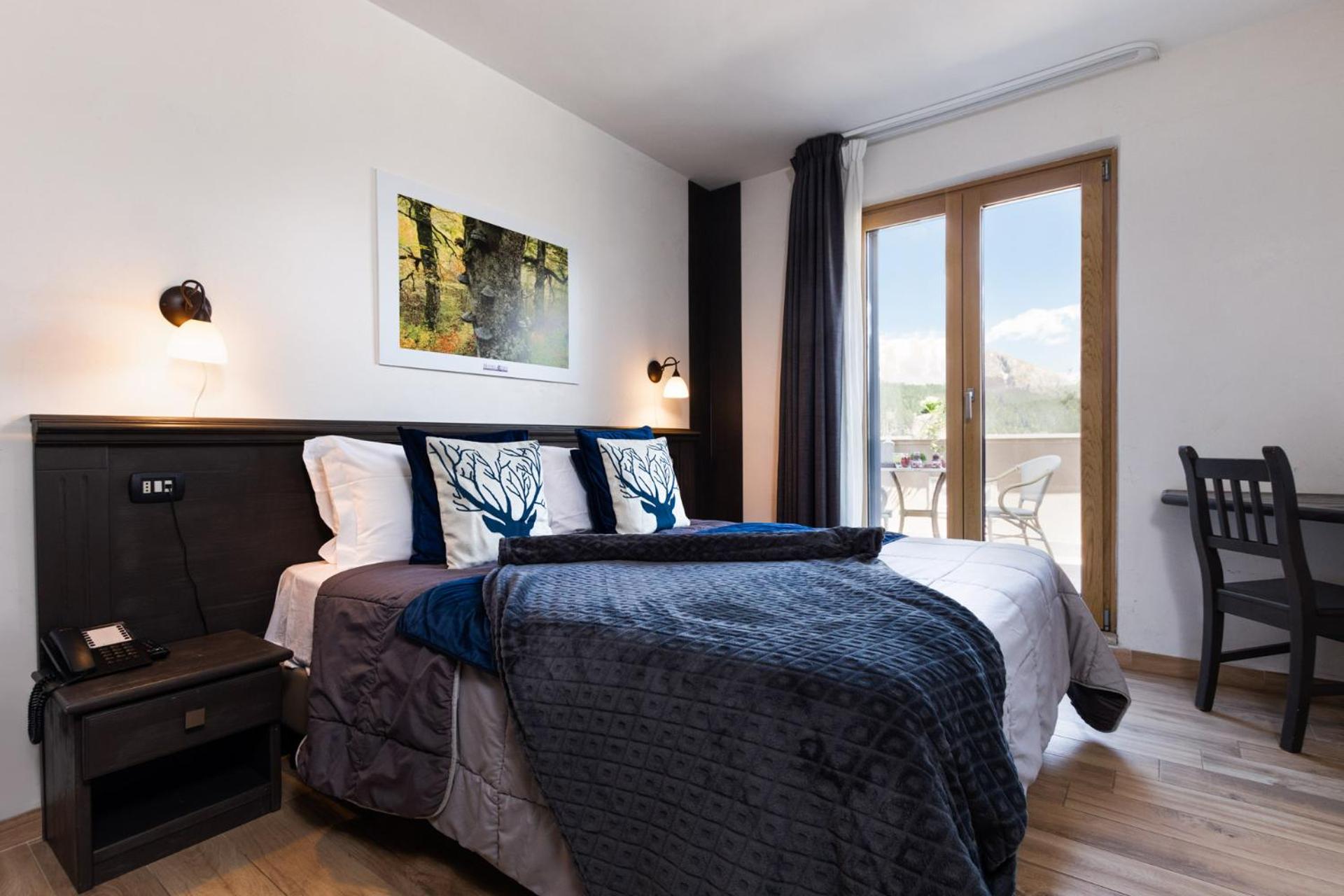 Double or Twin Room photo 3