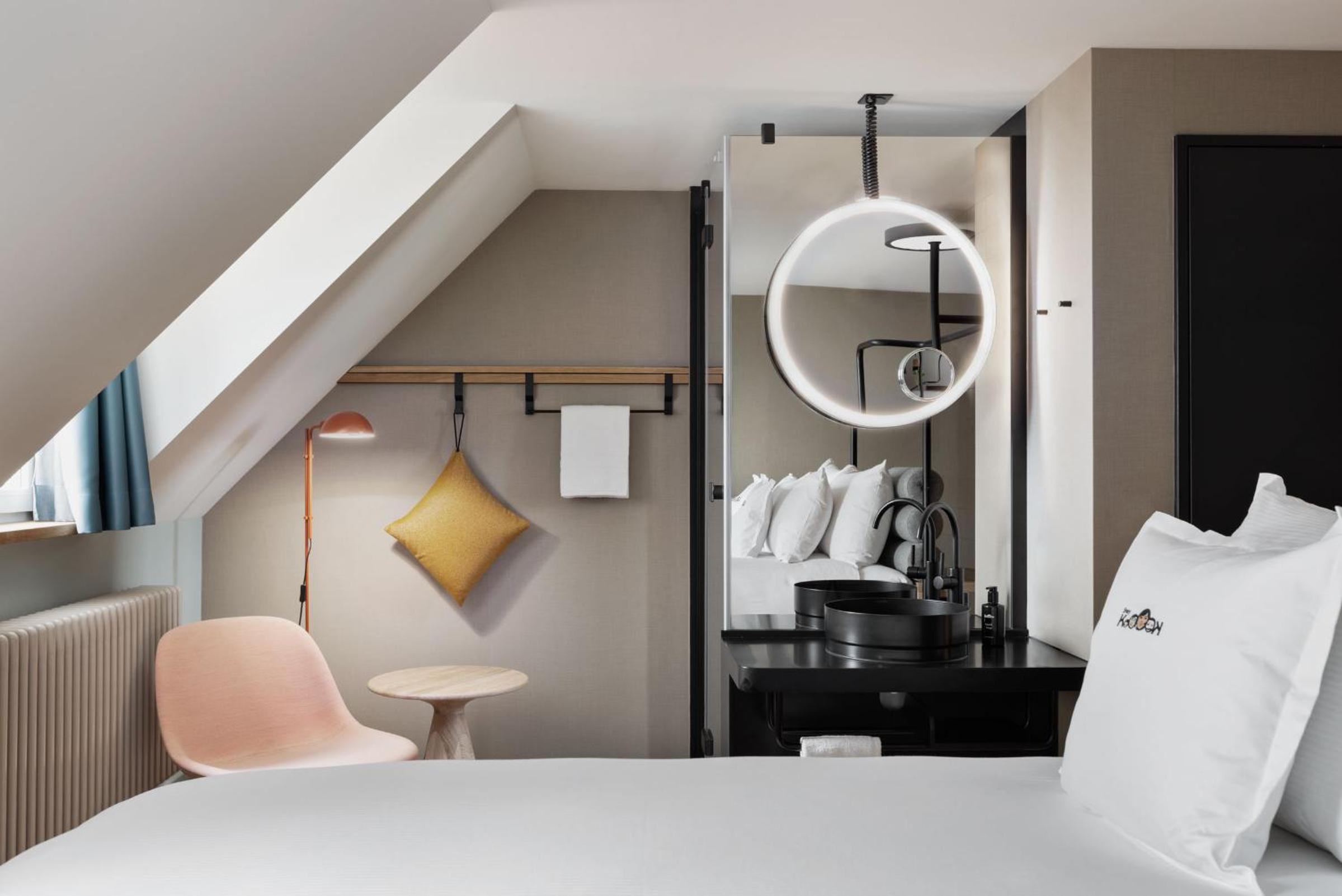 Premium Double Room High - Photo 7