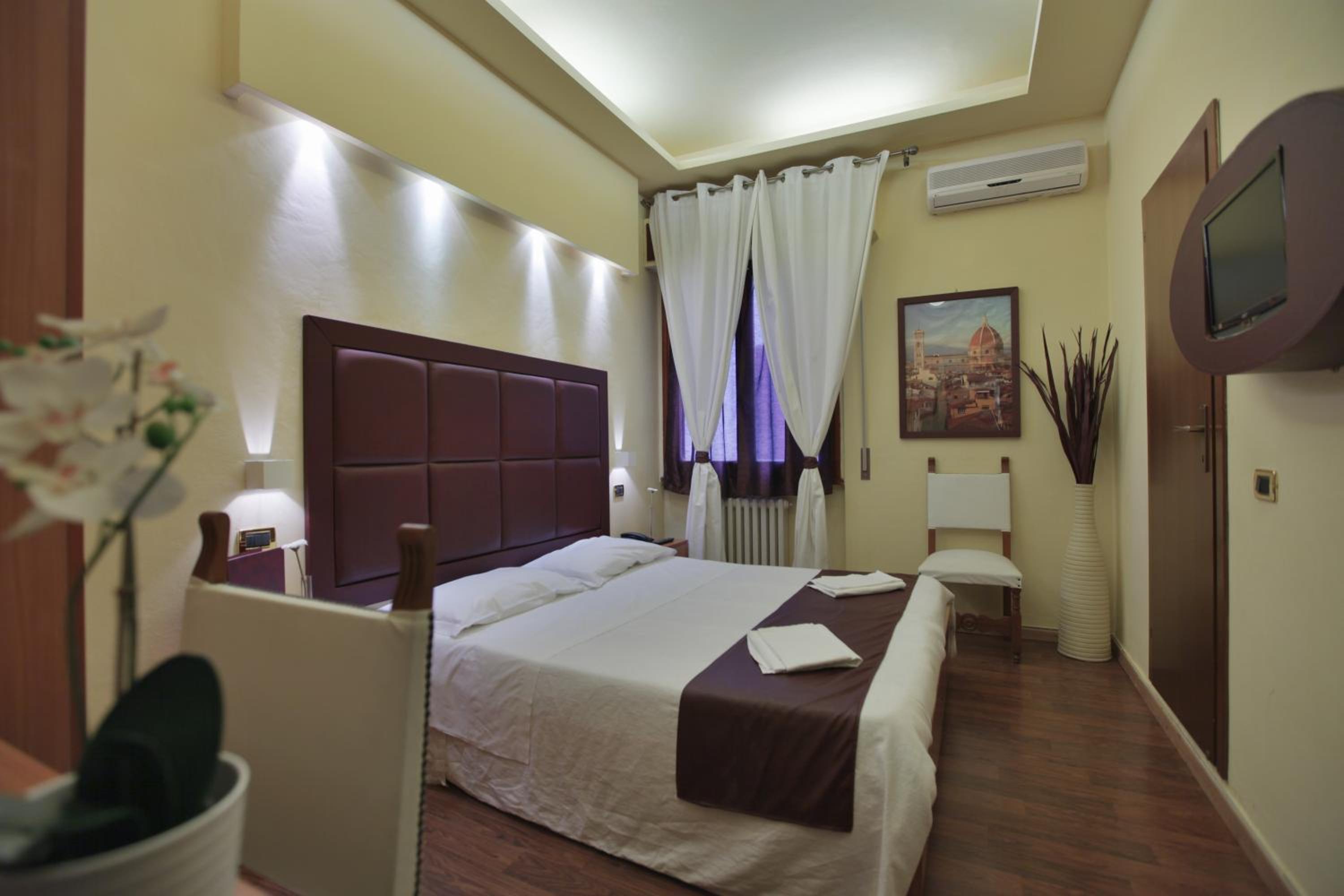 Double Room (1 Adult) photo 3