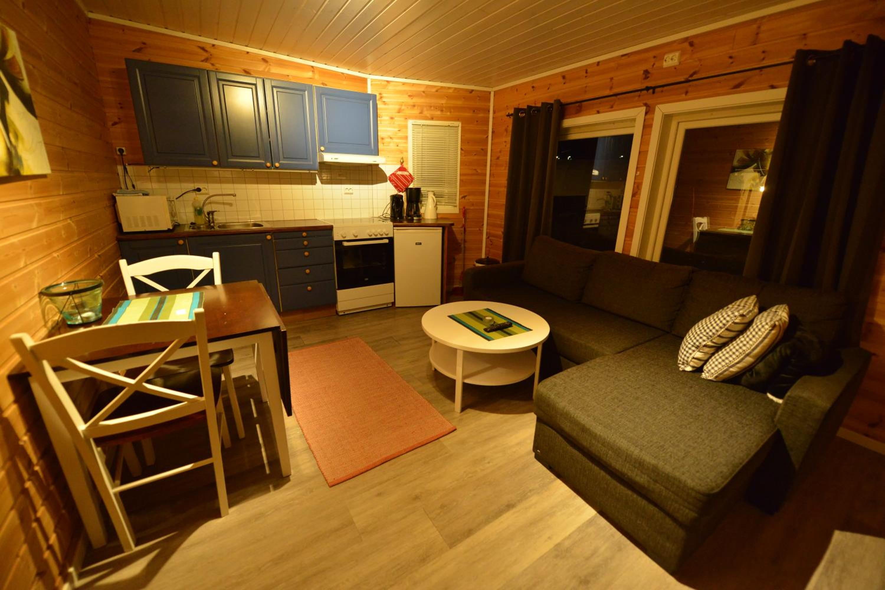 Two-Bedroom Cottage - Photo 12