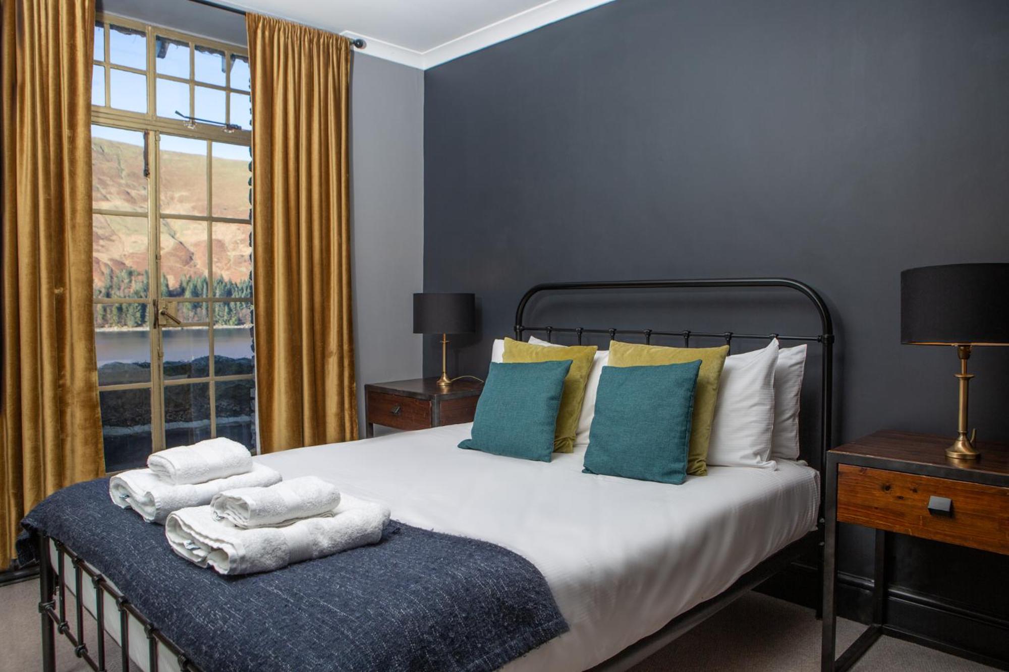 Suite with Balcony - Photo 18