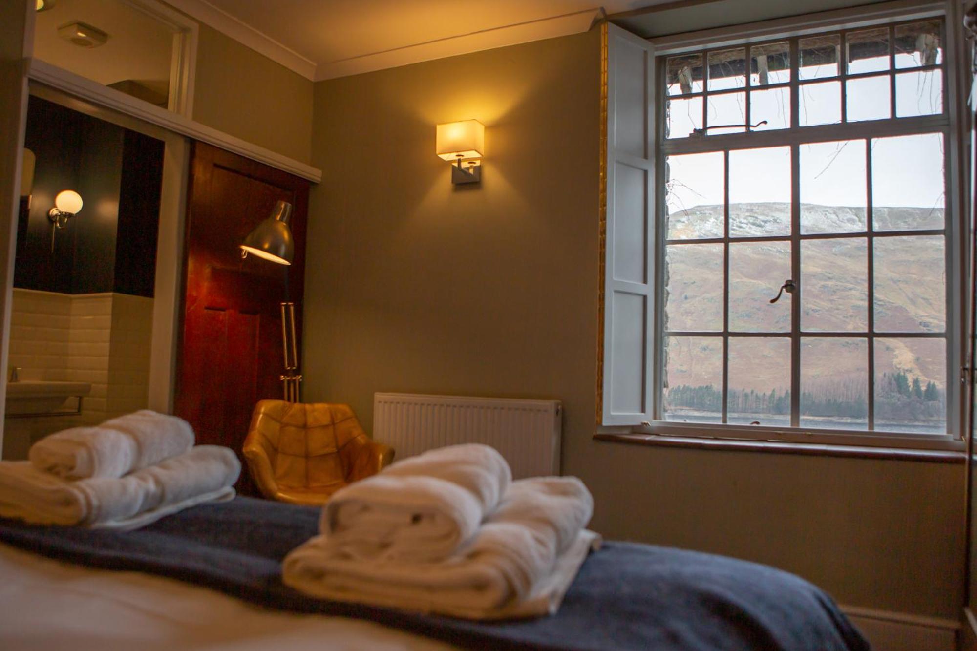 Suite with Balcony - Photo 25