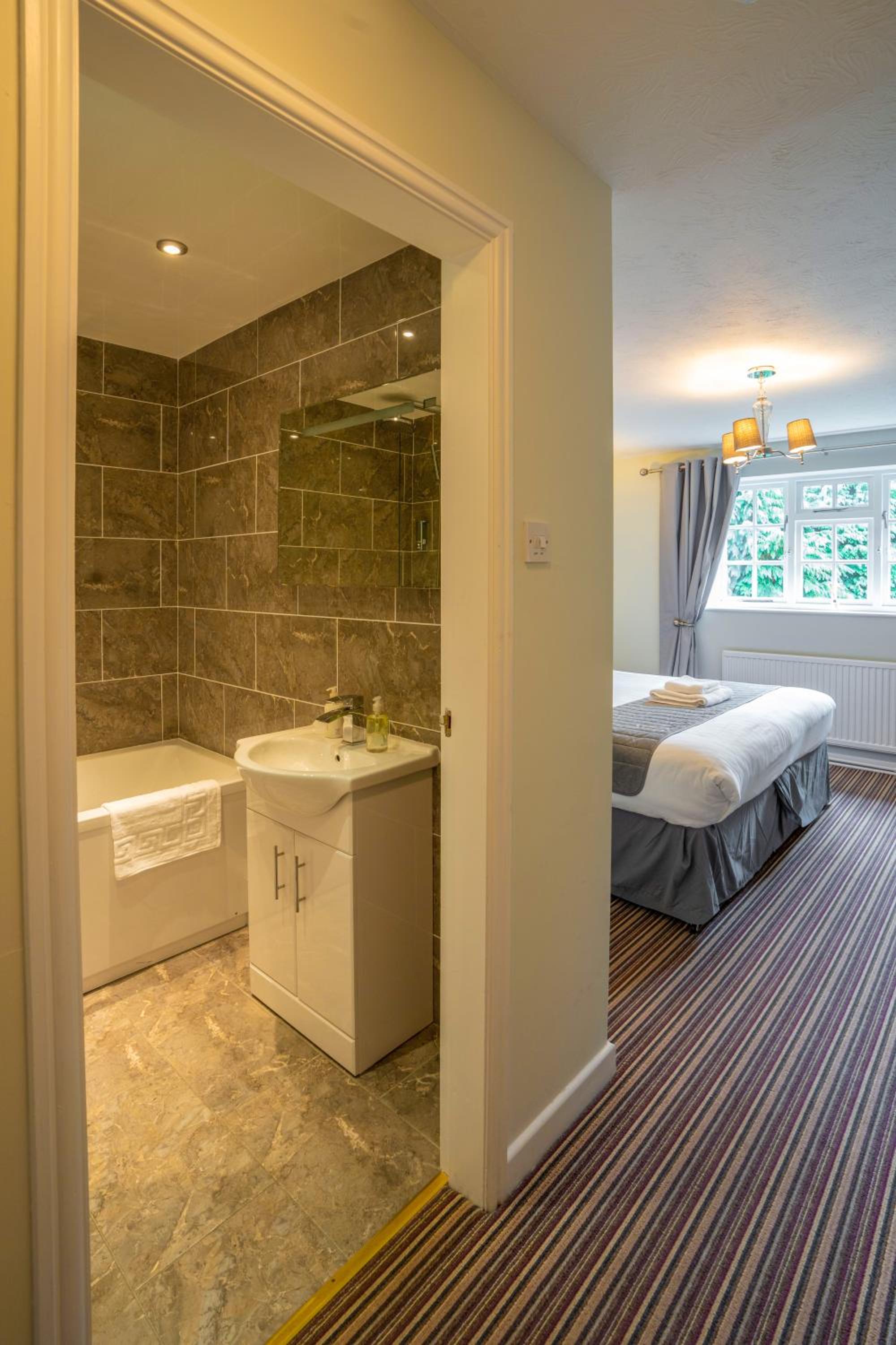 Superior Double Room - Photo 2