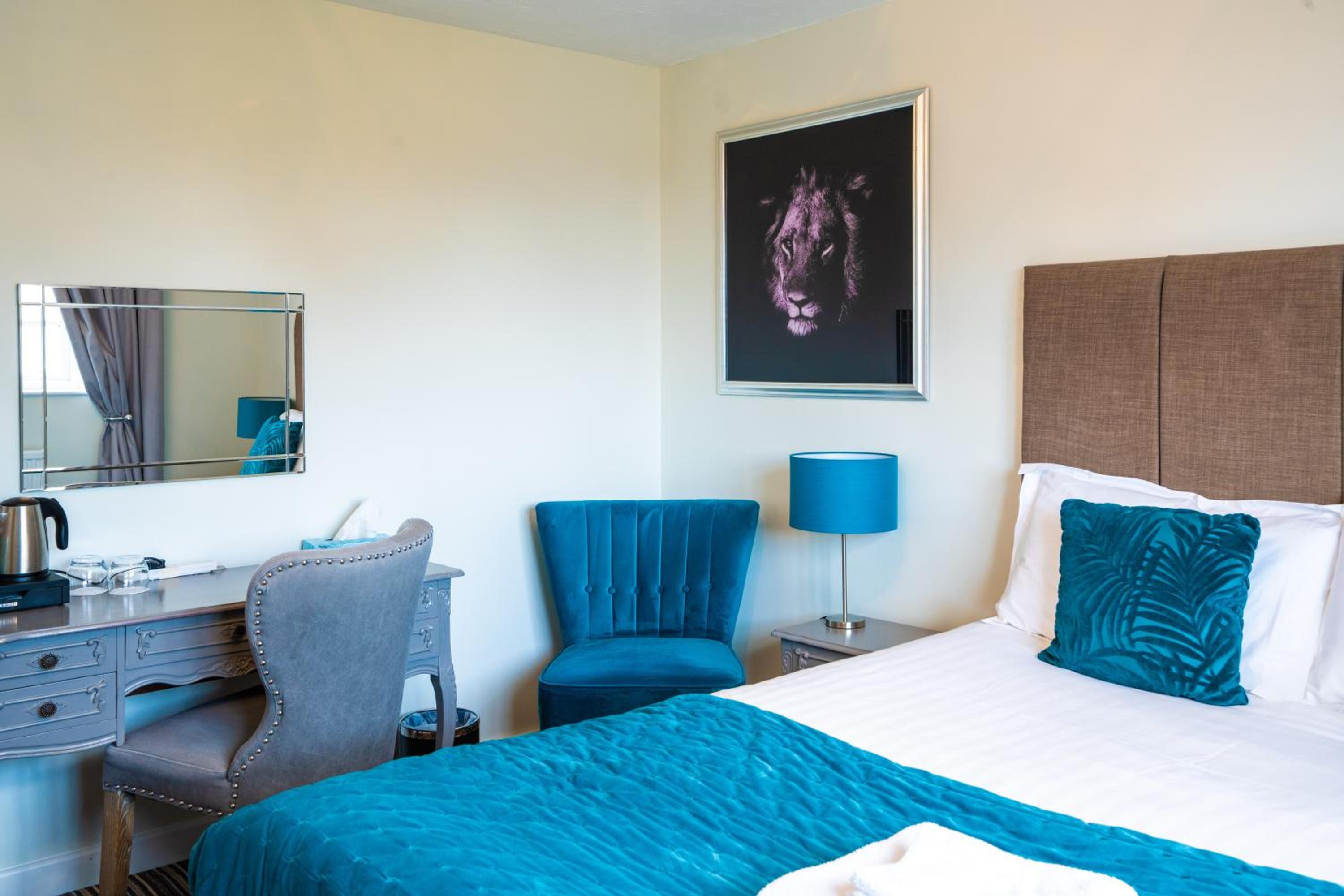 Double Room - Photo 5