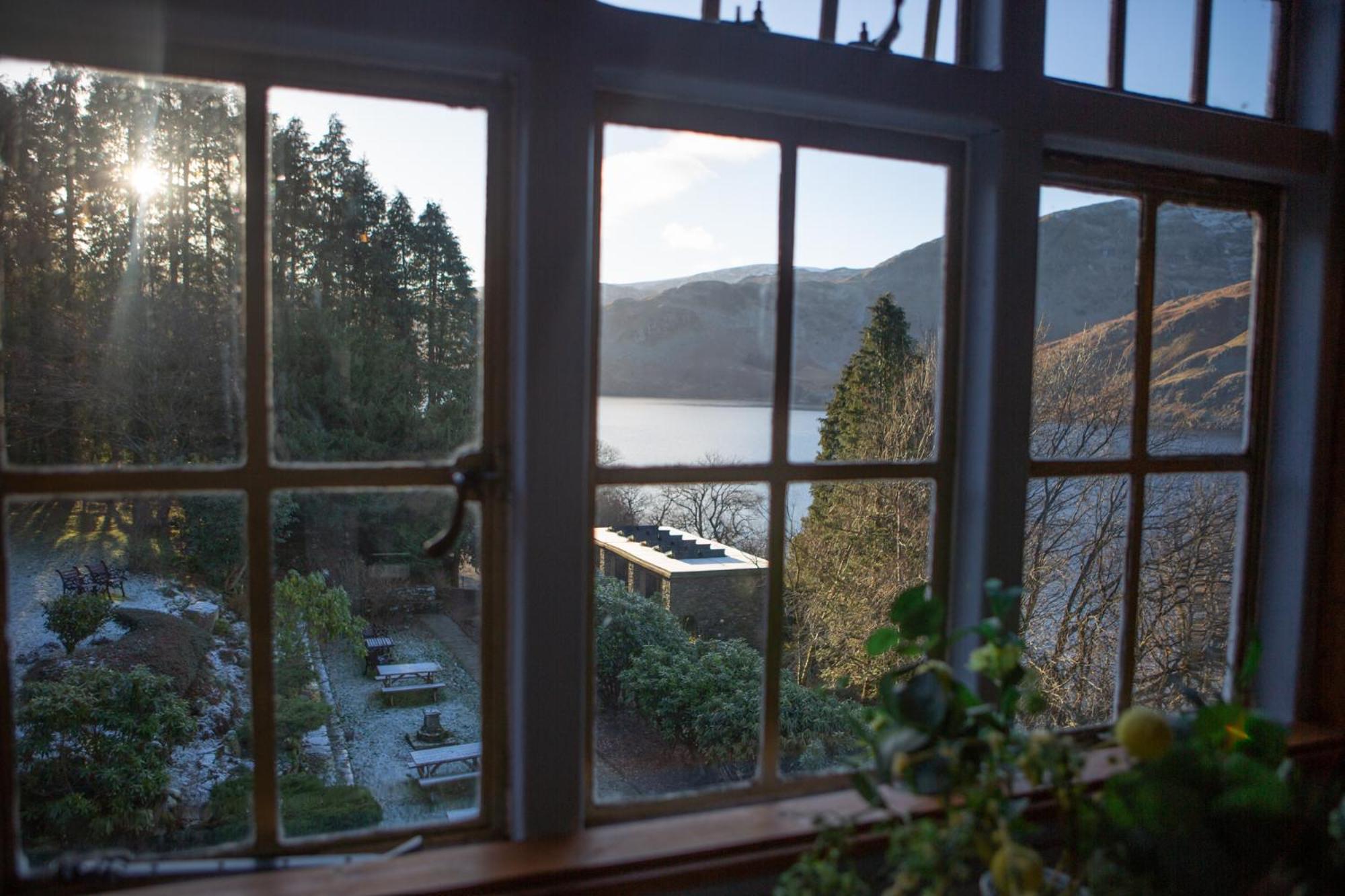 King Room with Lake View - Photo 7