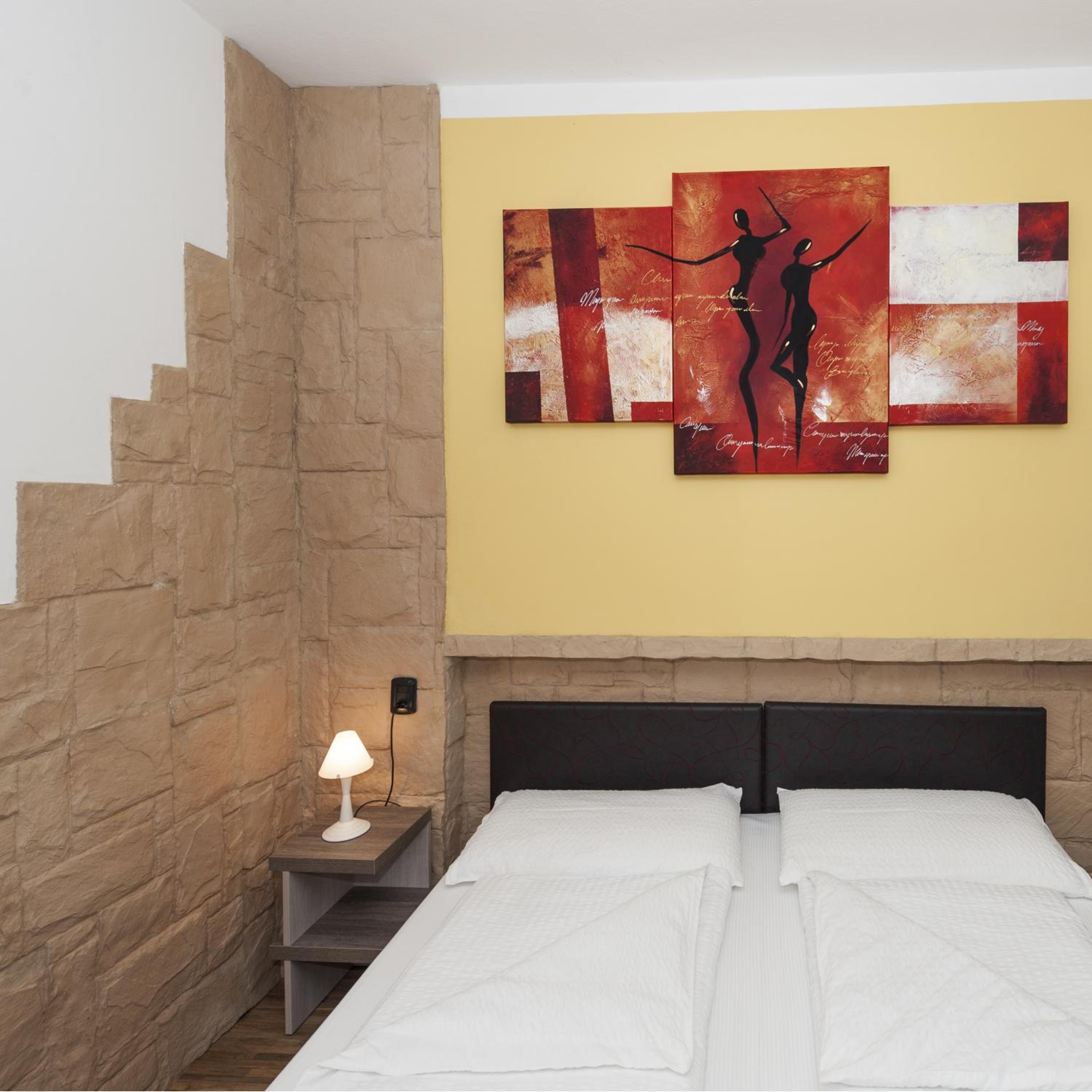Double Room - Ground Floor photo 2