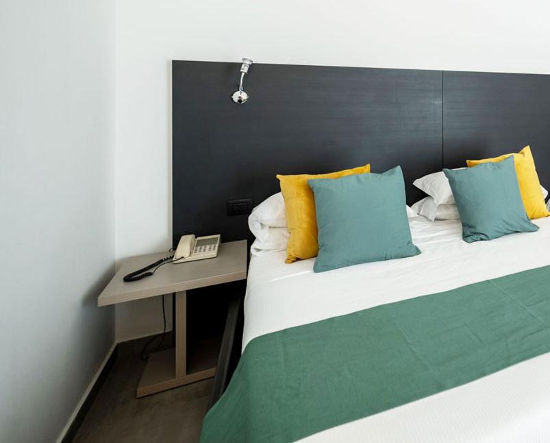 Comfort Double Room with Side Sea View photo 1