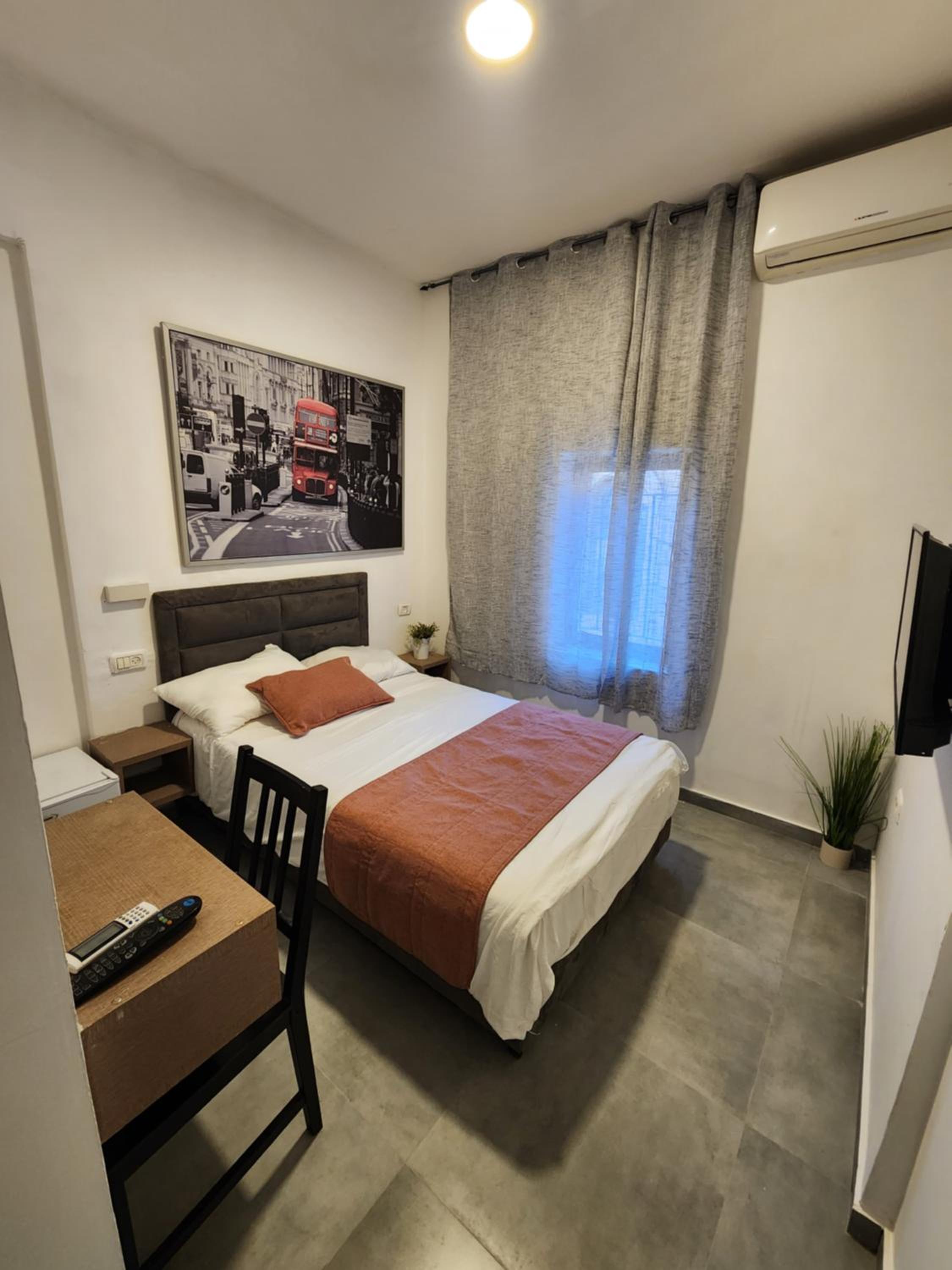Small Double Room photo 2