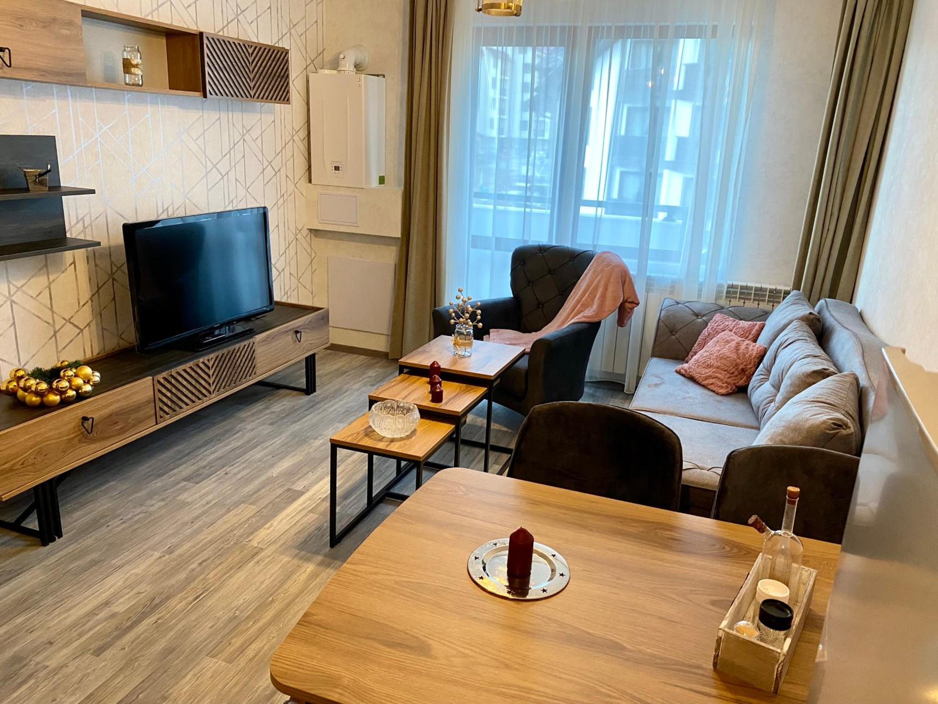 One-Bedroom Apartment - Photo 21