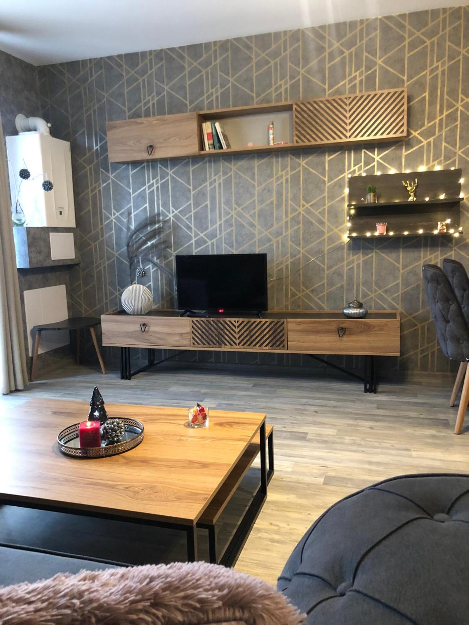 One-Bedroom Apartment - Photo 4