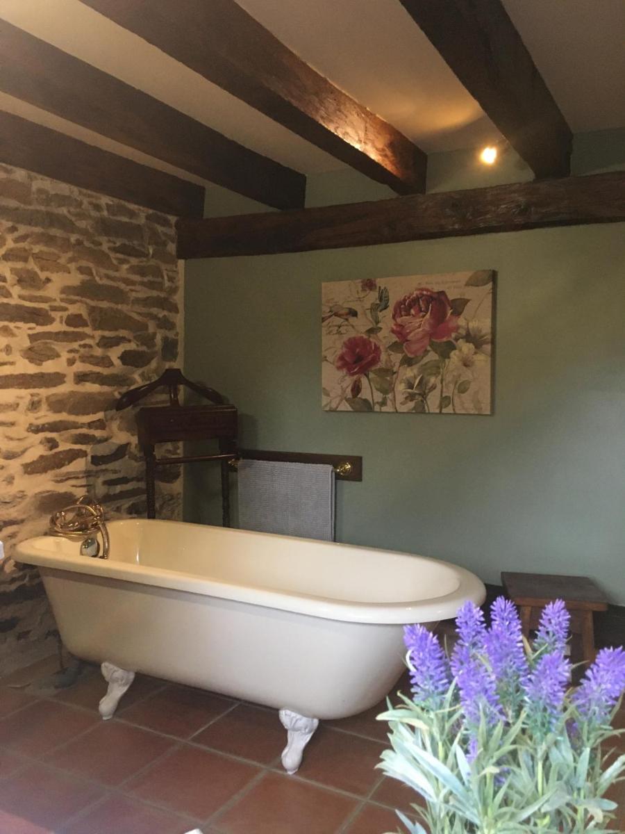Double Room with Private Bathroom photo 3