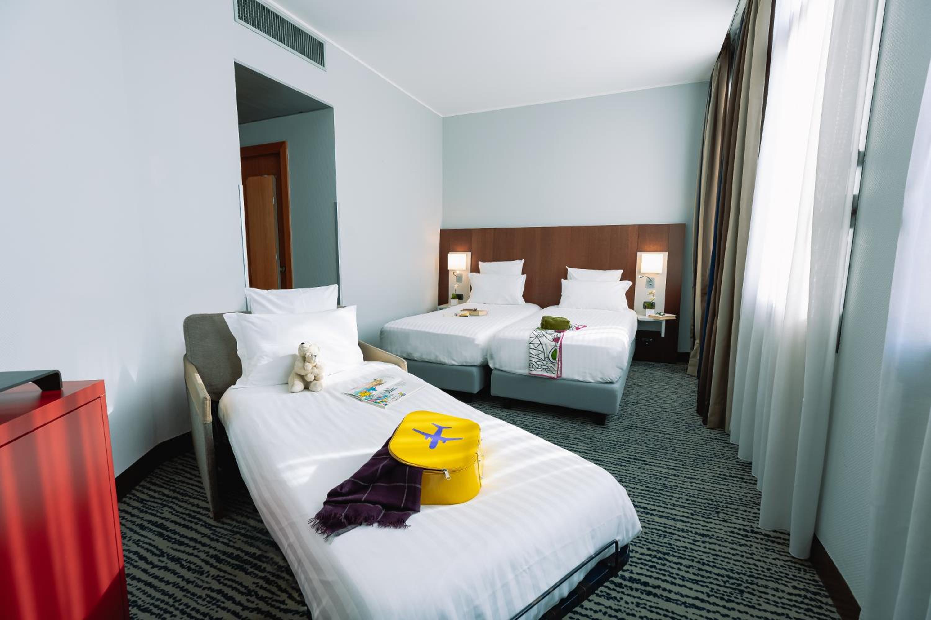 Superior Twin Room with Sofa Bed