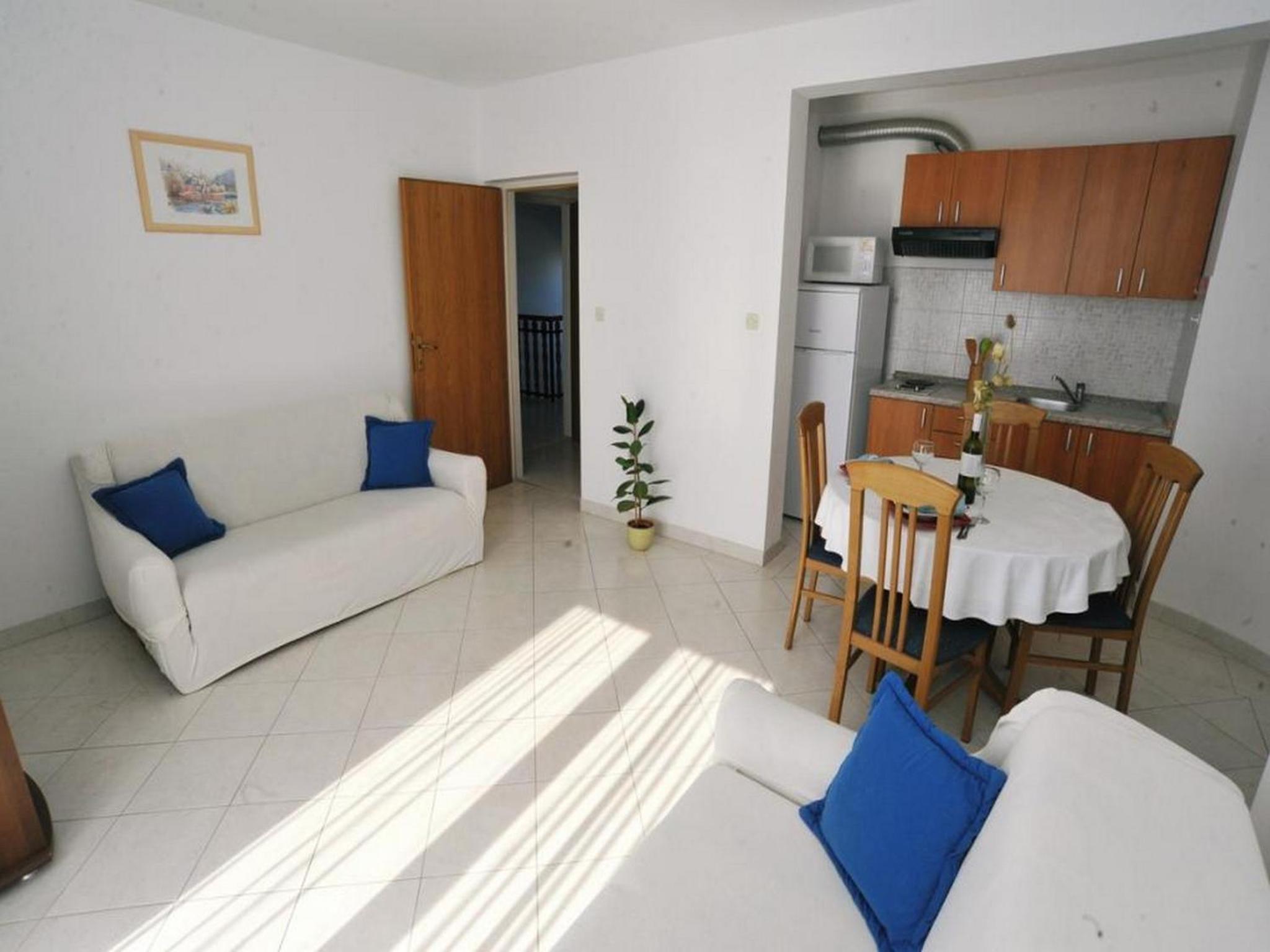 One Bedroom Apartment with Balcony photo 1