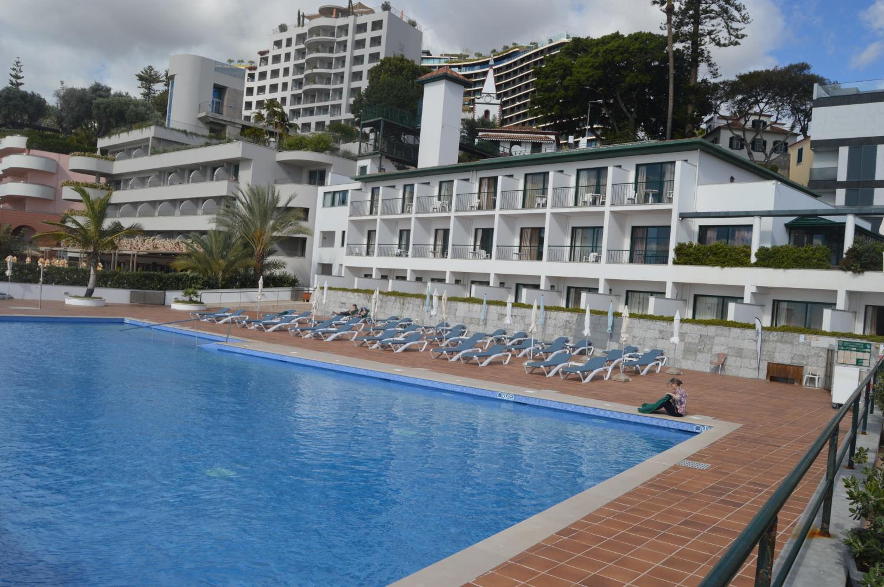 Double or Twin Room with Sea View