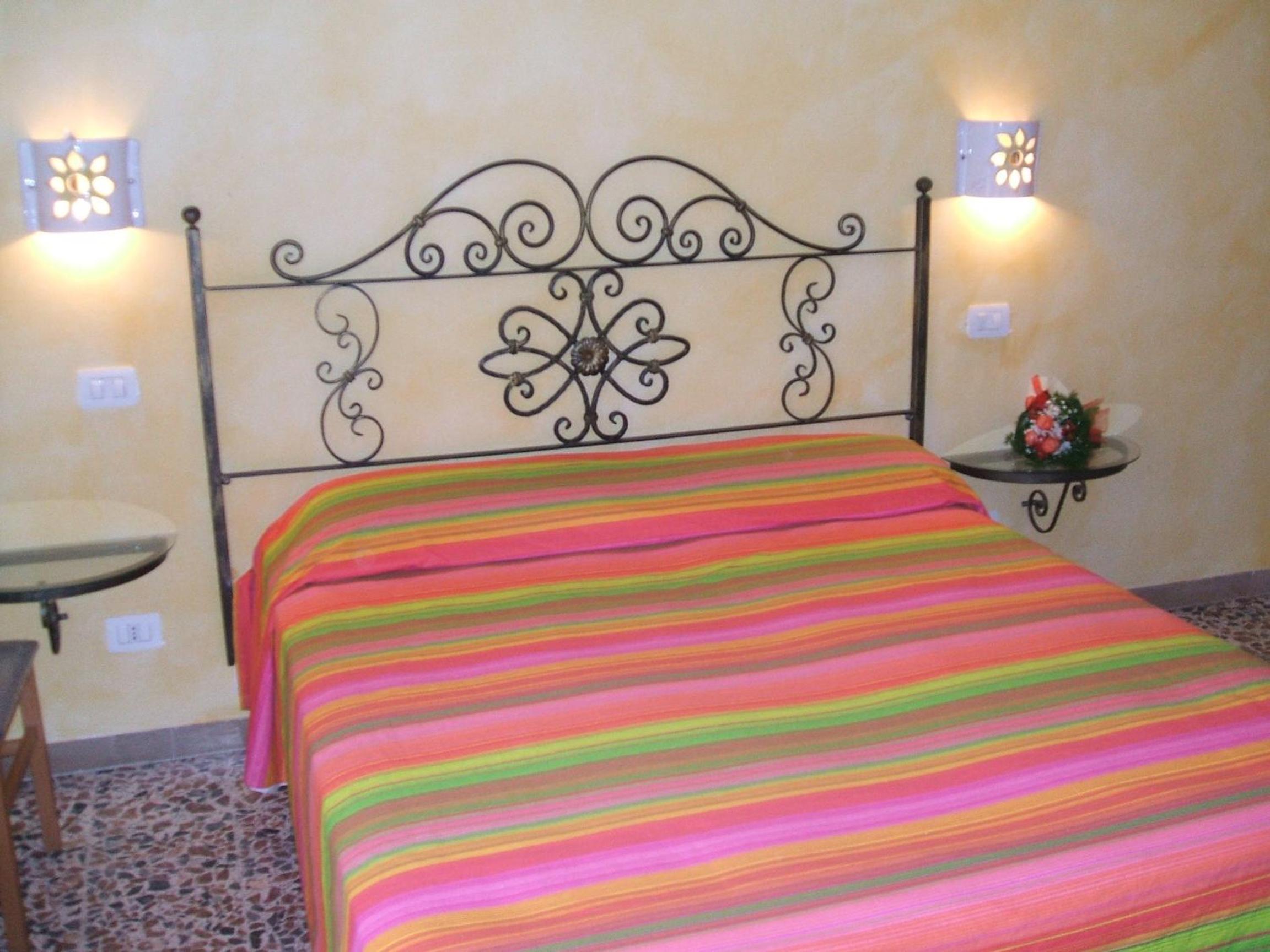 Triple Room with Bathroom photo 1
