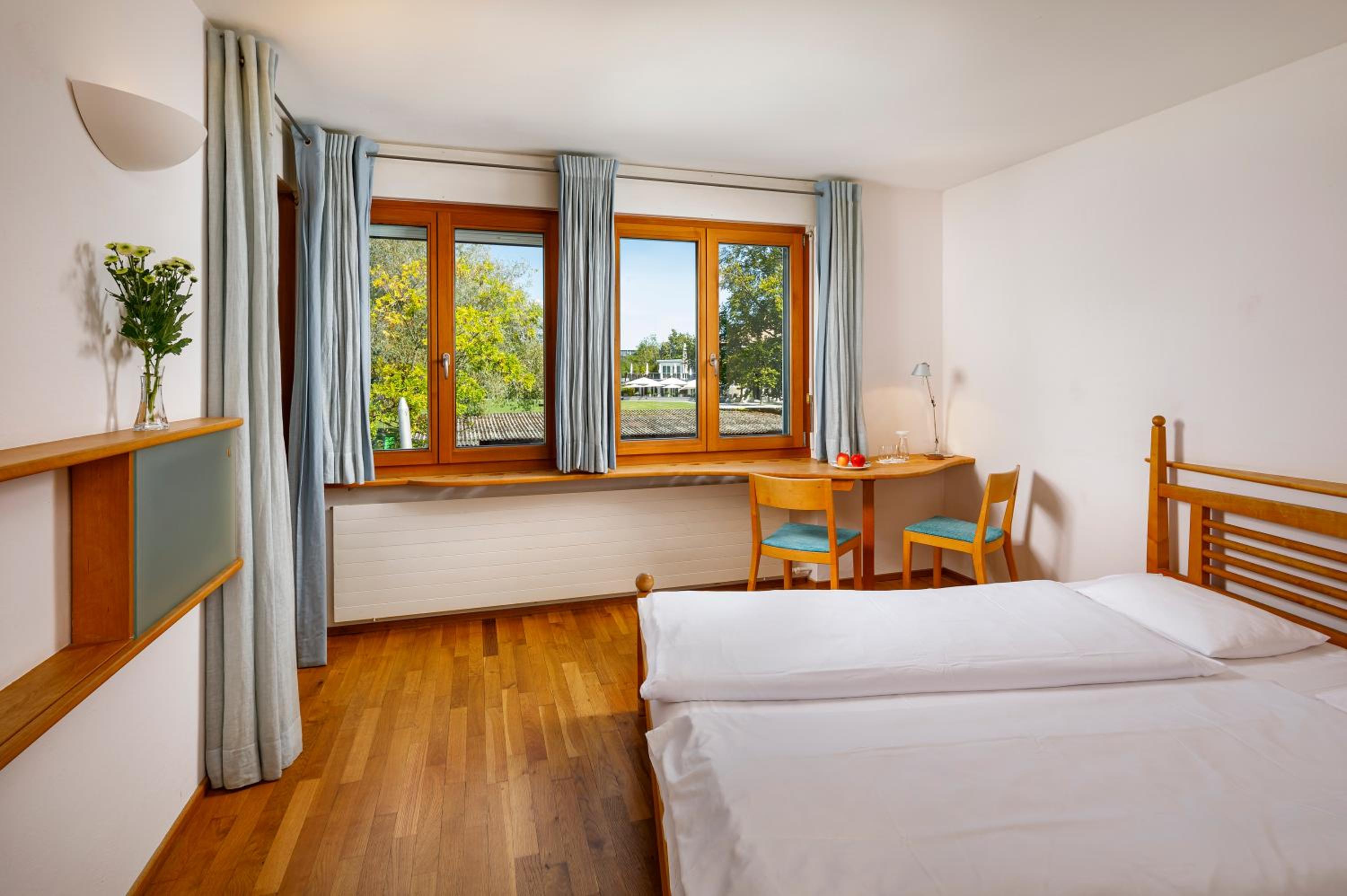 Double Room with Private Bathroom - Photo 3