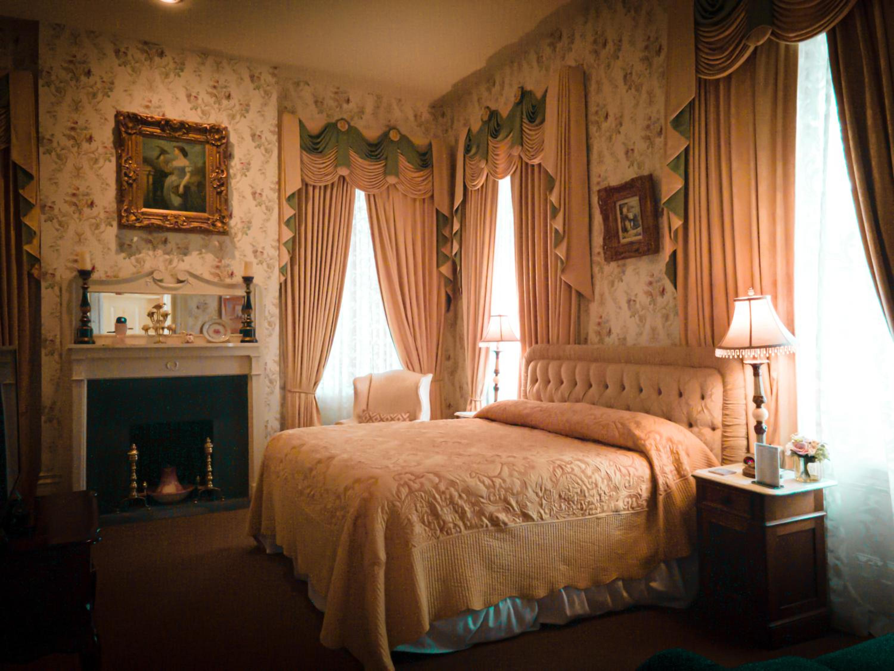 King Room - Ullman Room photo 2
