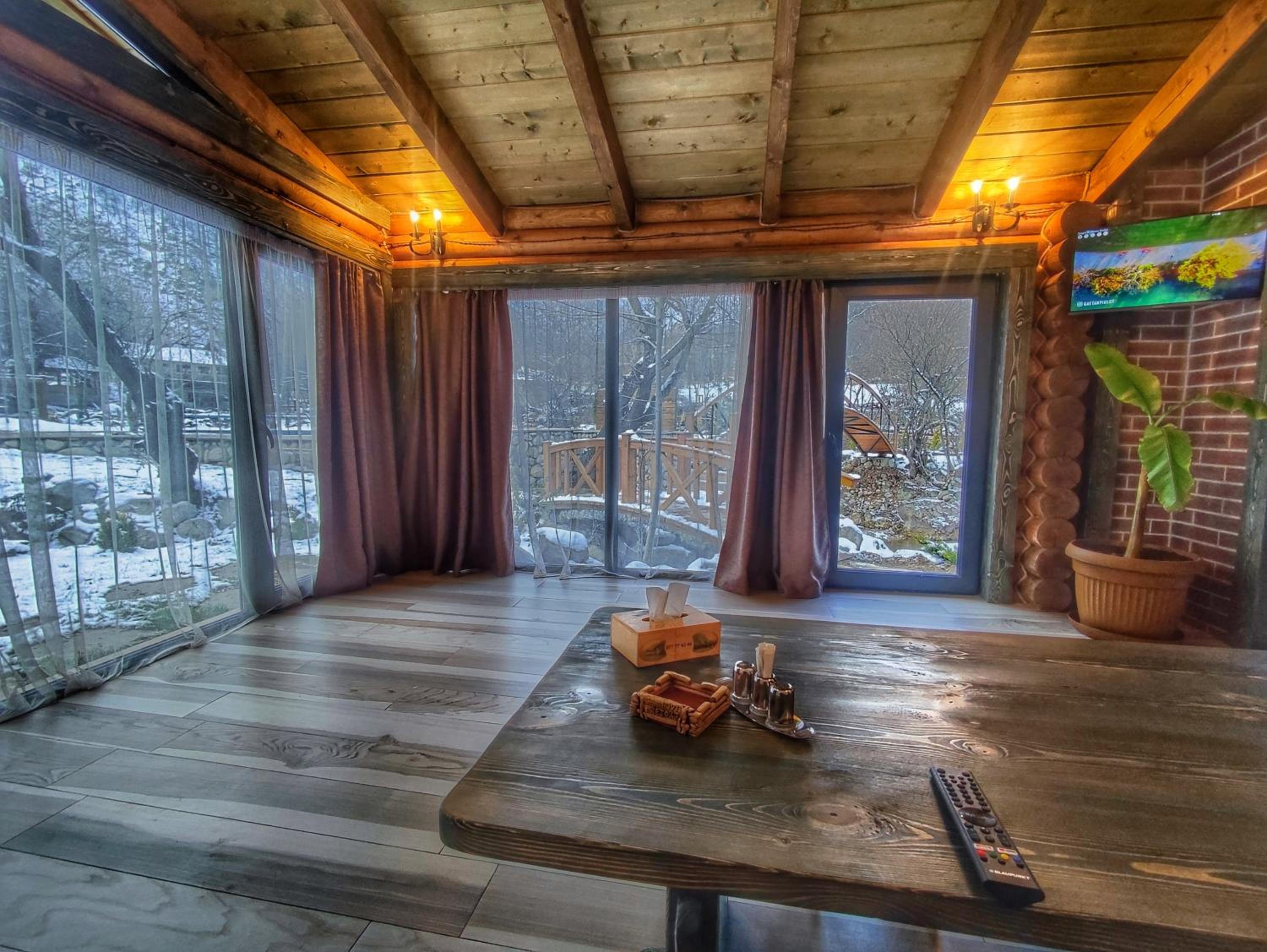 Four-Bedroom House photo 1