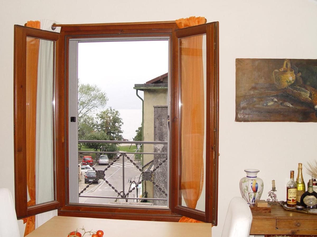 Apartment with Lake View photo 3