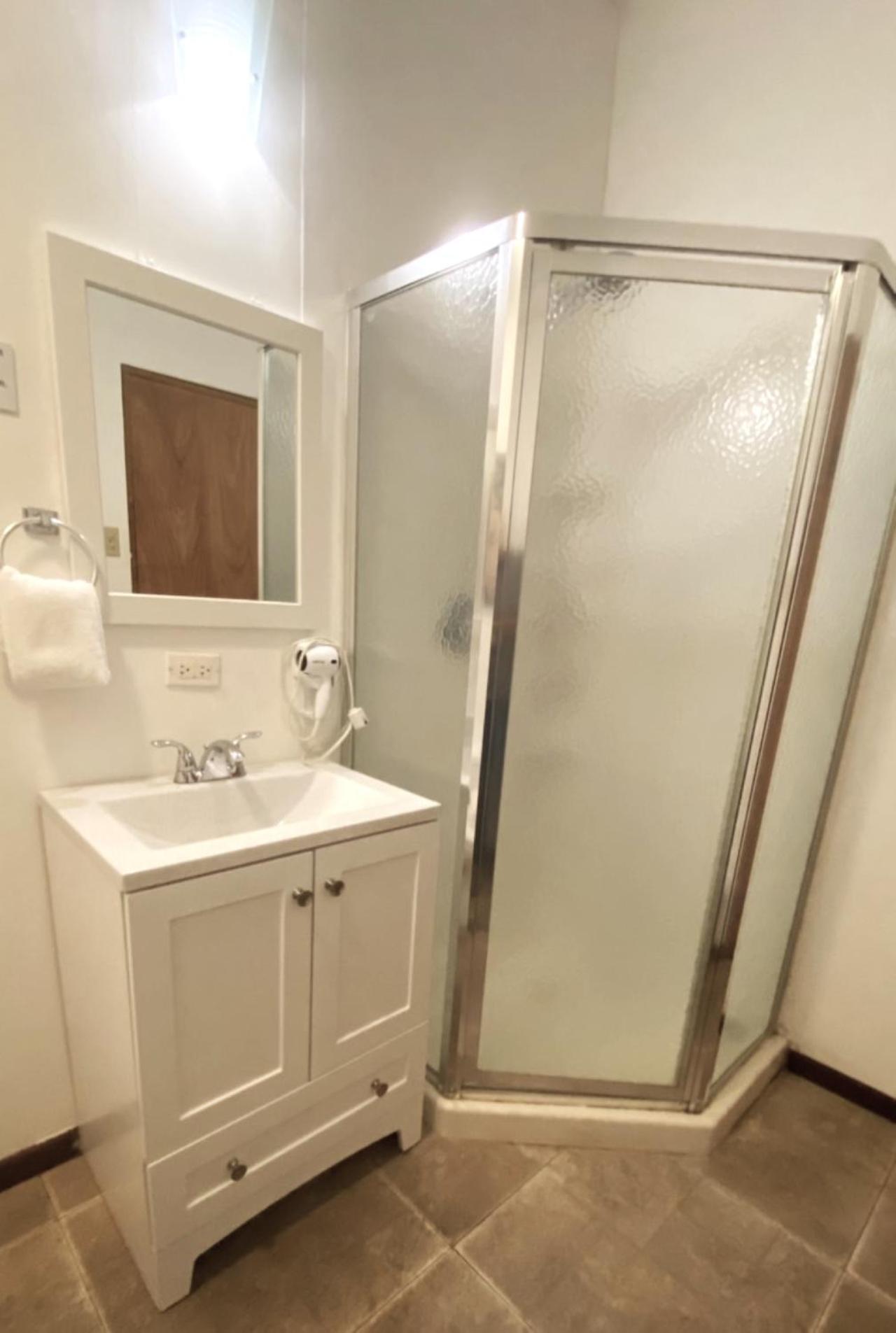 One-Bedroom Premium Apartment photo 3