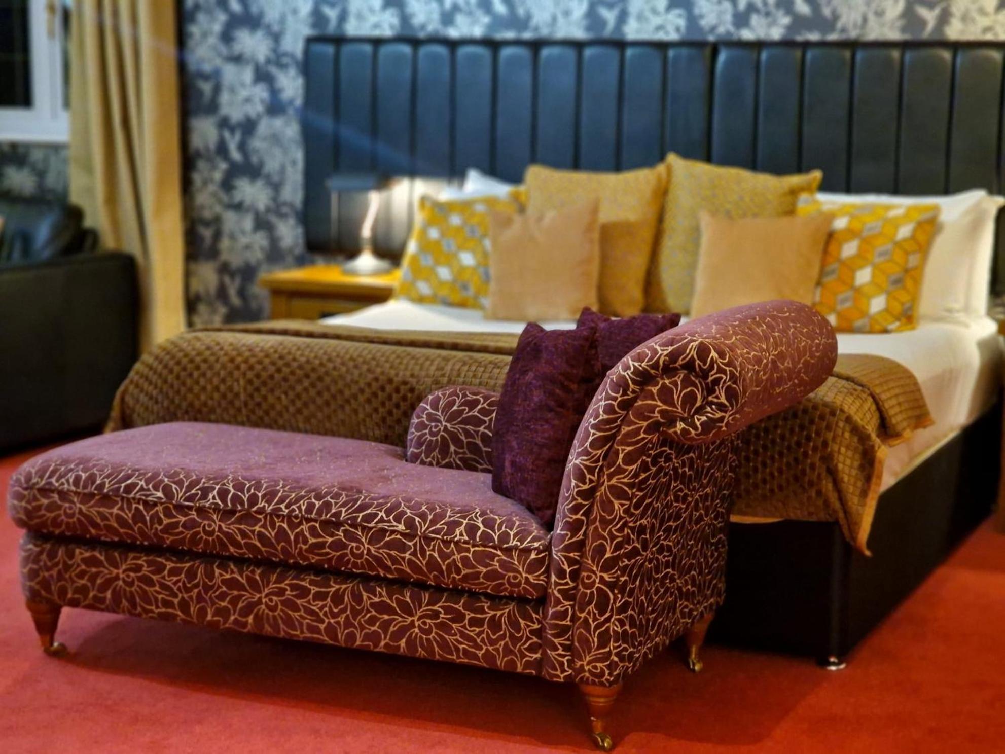 Junior Suite with Garden View - Photo 3