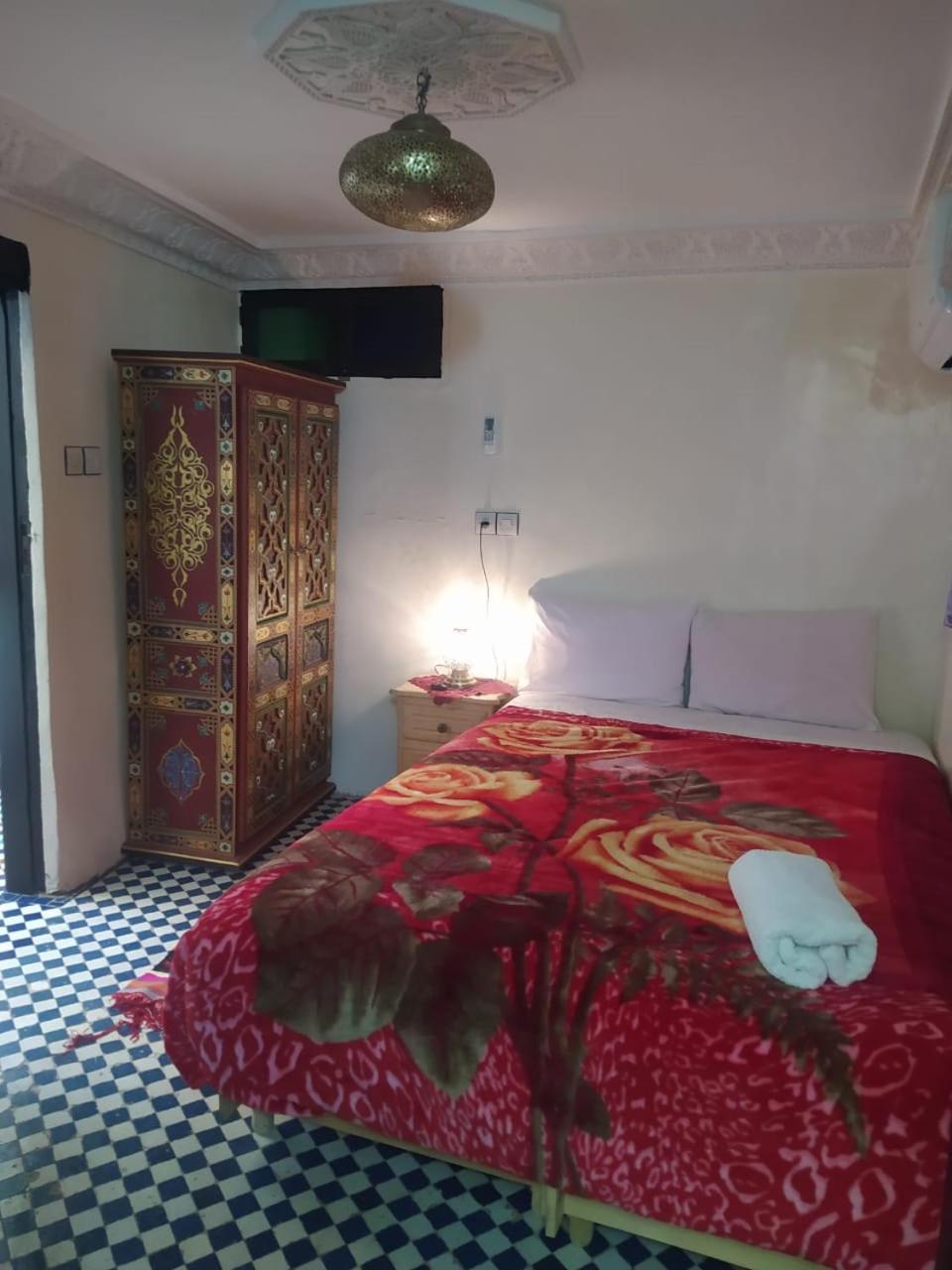 Economy Double Room - Photo 20