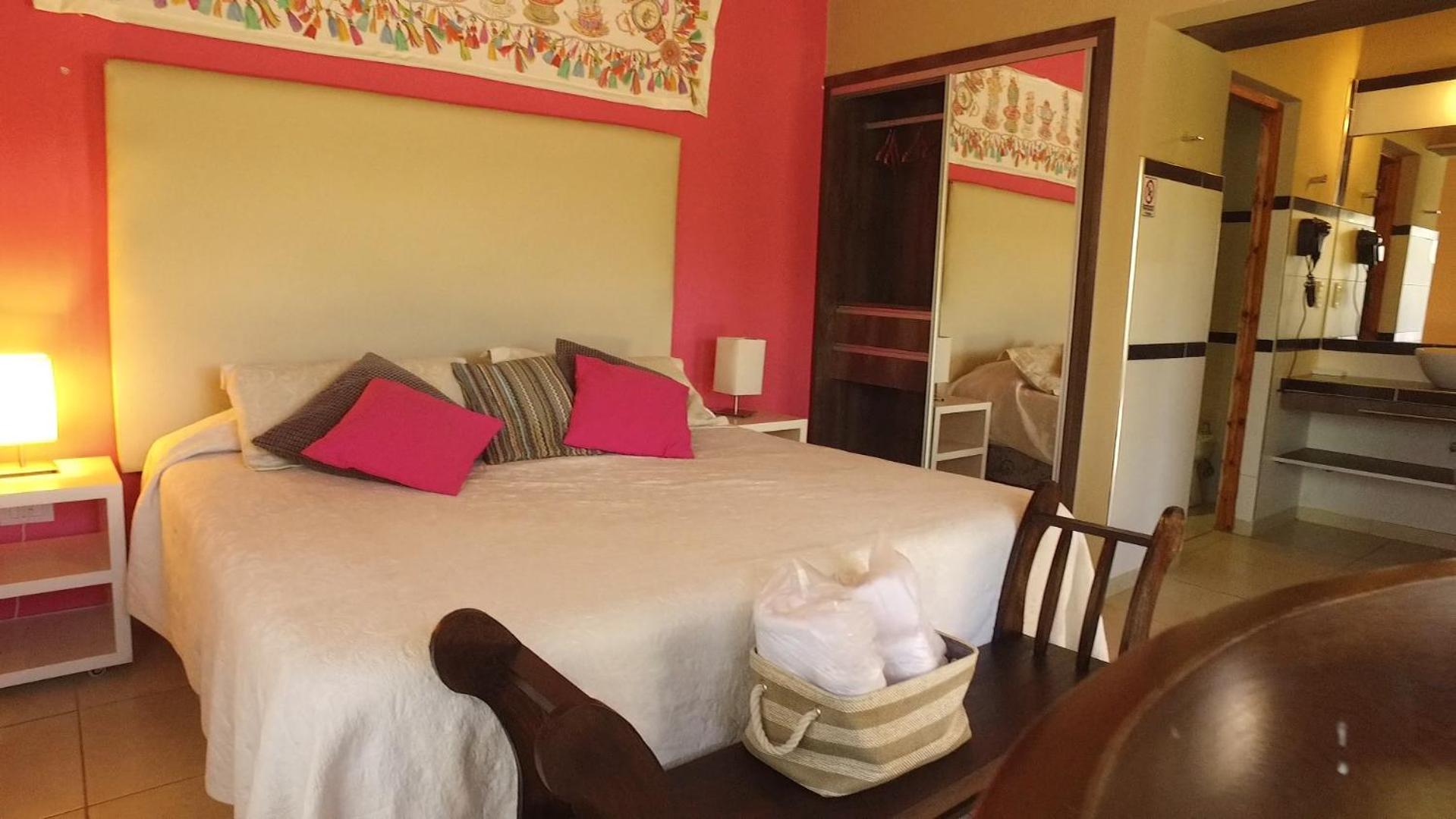 King Suite photo 2