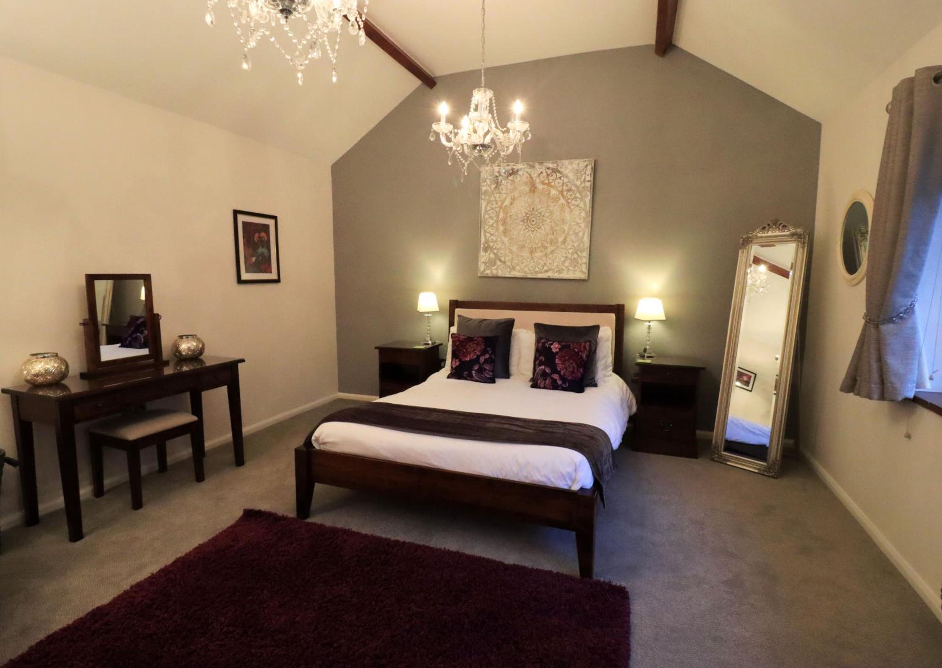 One-Bedroom House photo 1