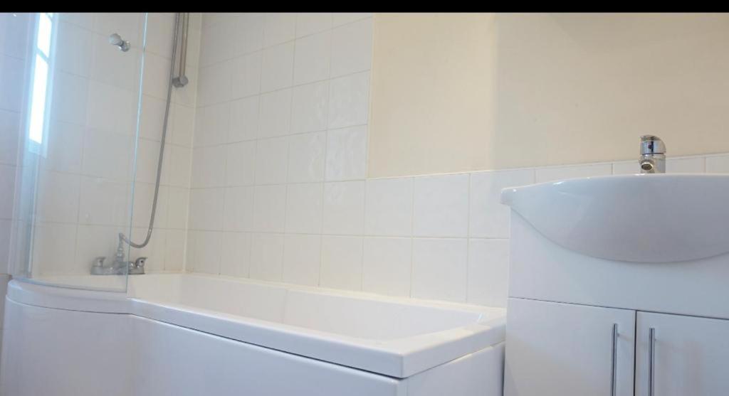 Budget Double Room photo 2