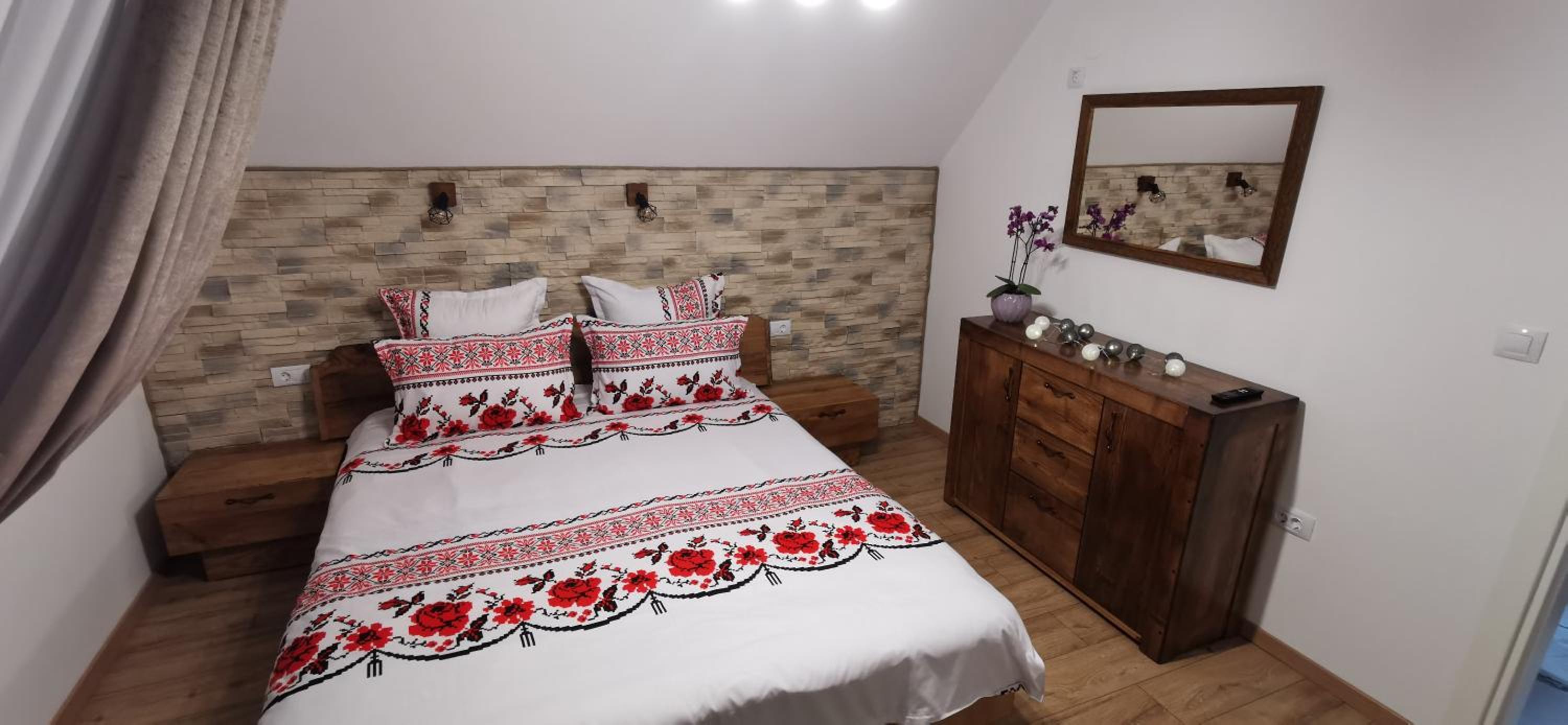 Three-Bedroom Chalet photo 1