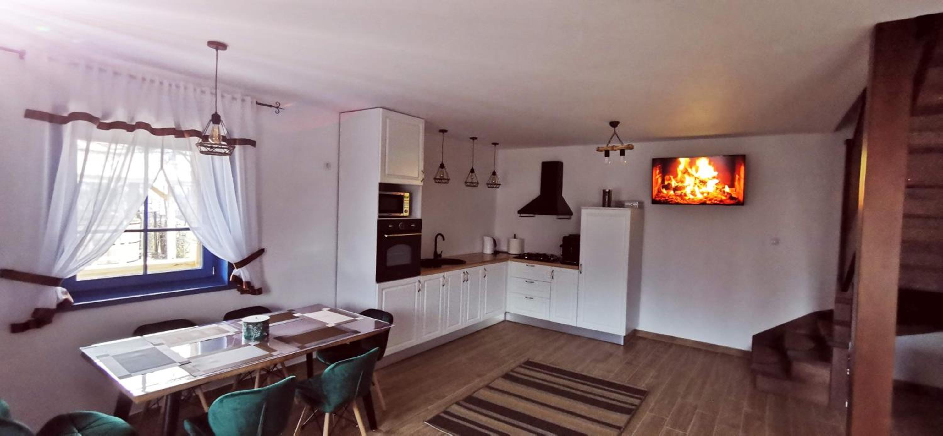 Three-Bedroom Chalet photo 2