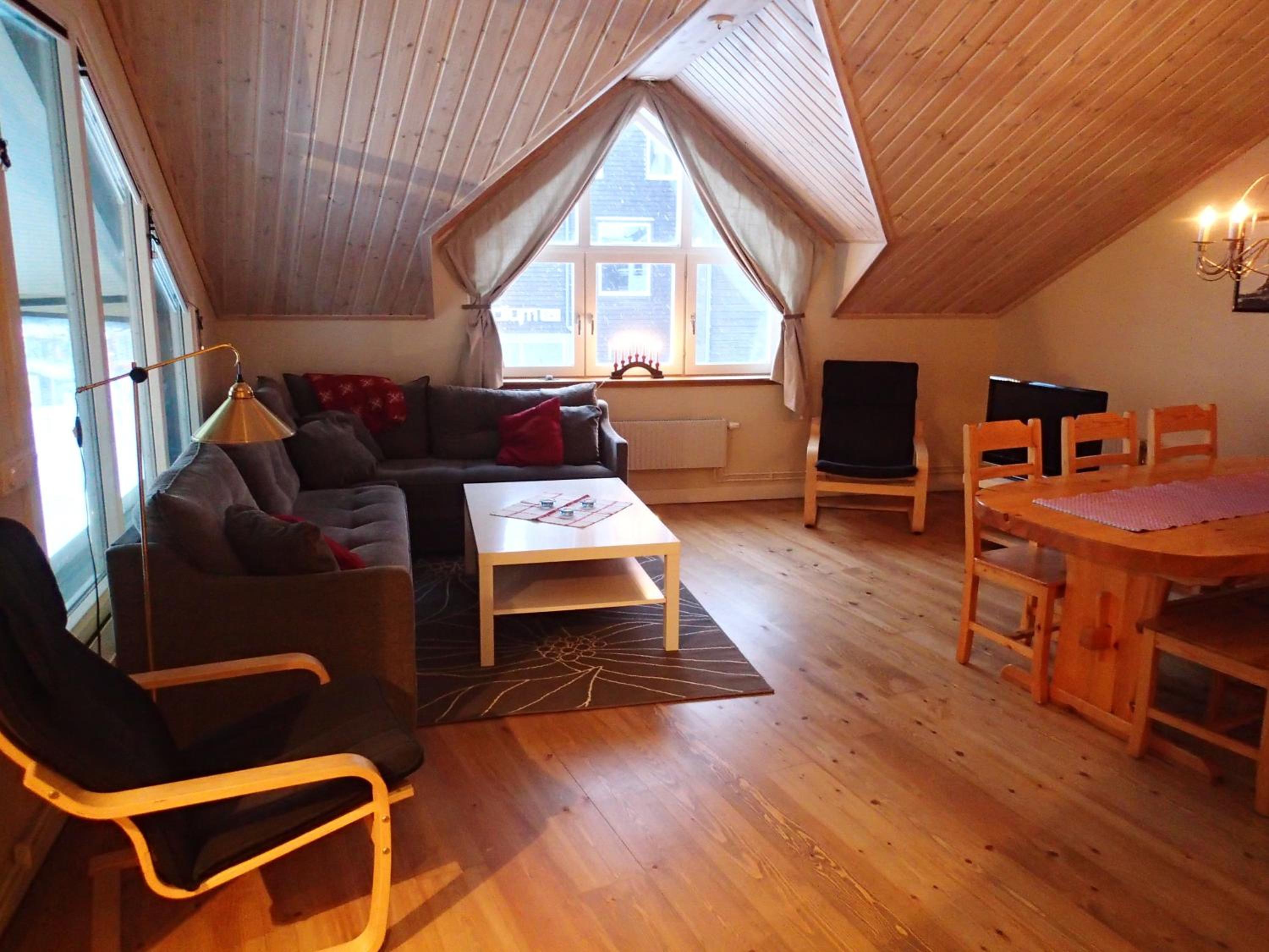 Four-Bedroom Apartment photo 1