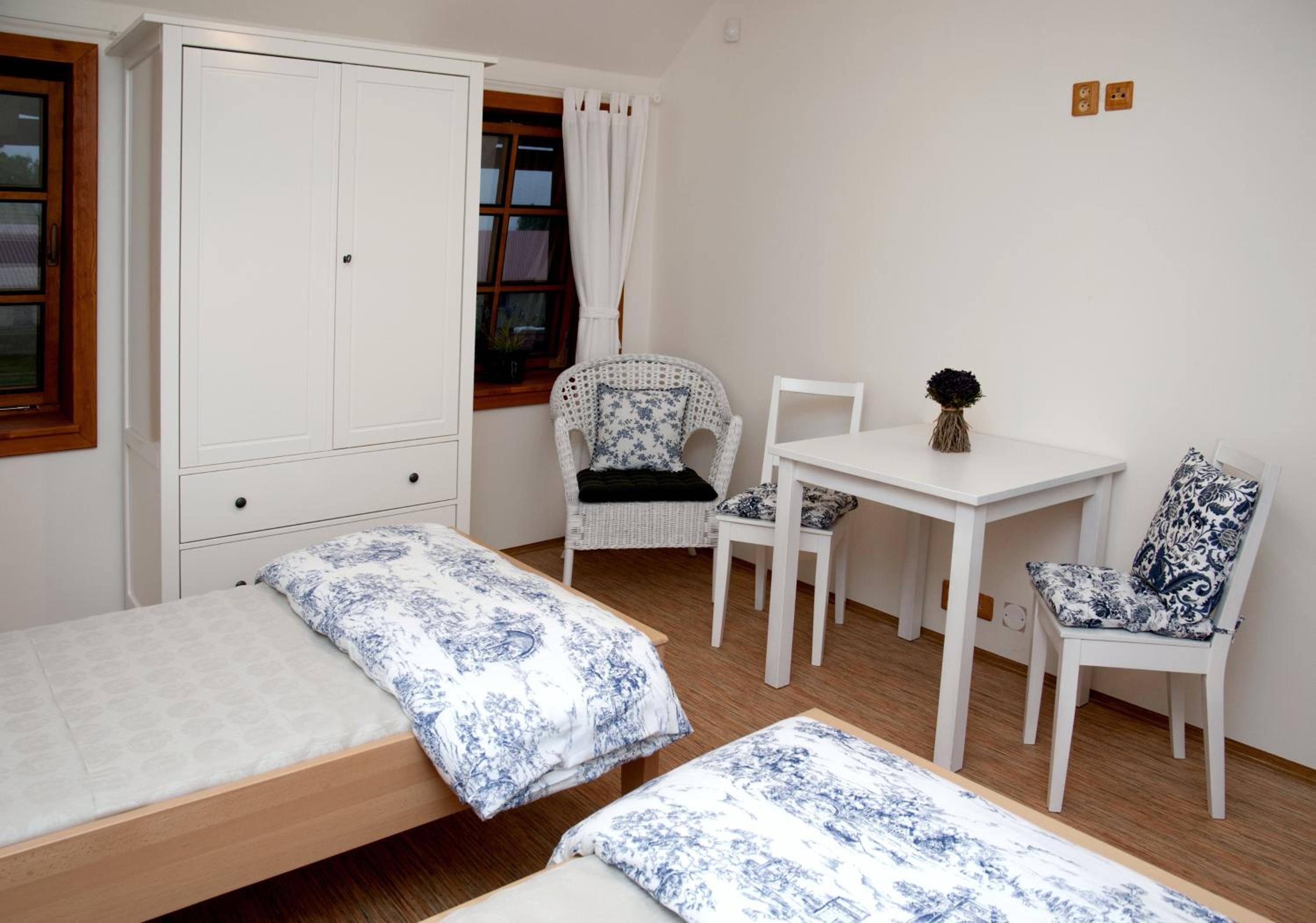 Apartment - Photo 1