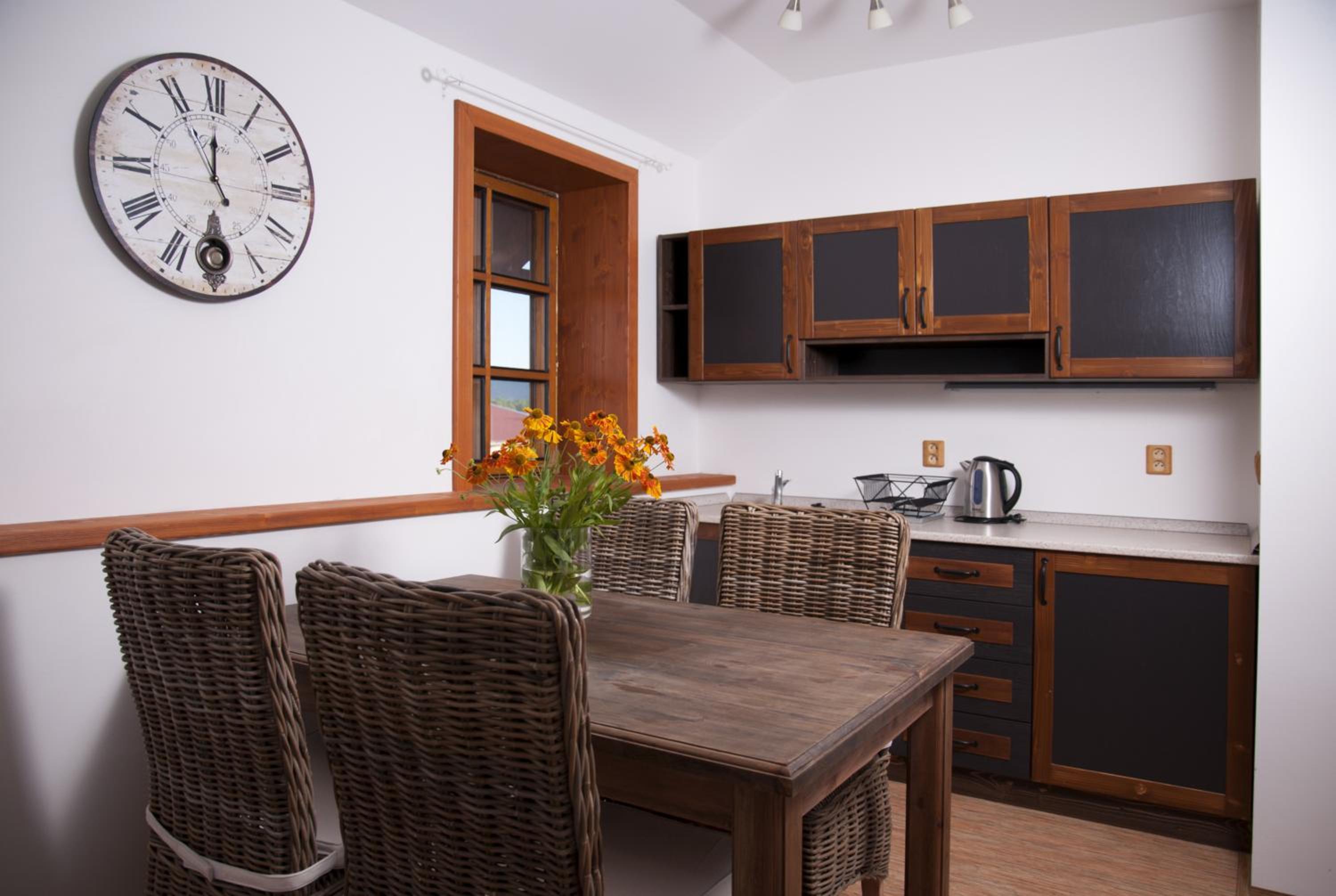 Apartment with Garden View - Photo 9