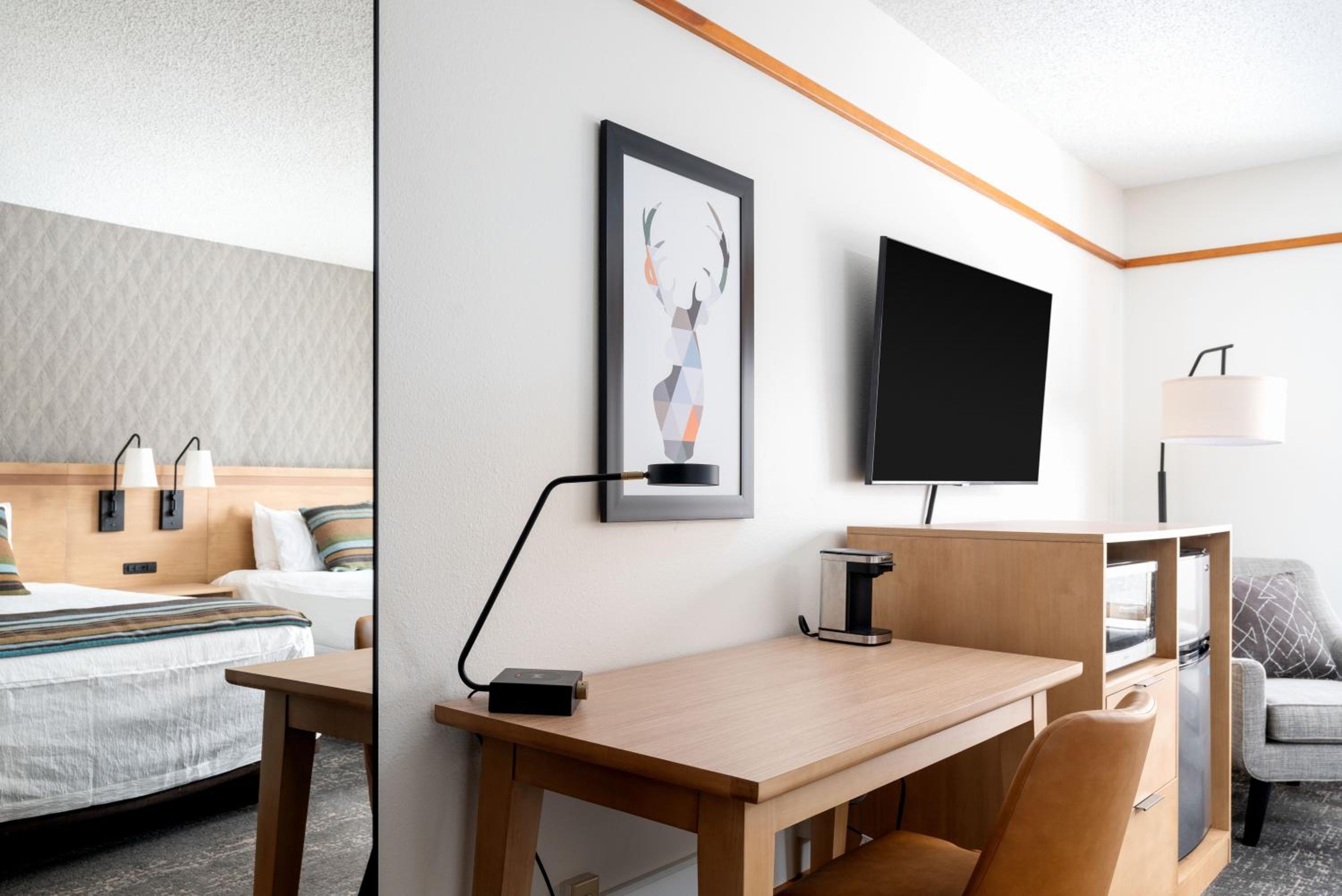 Double Room with Mountain View