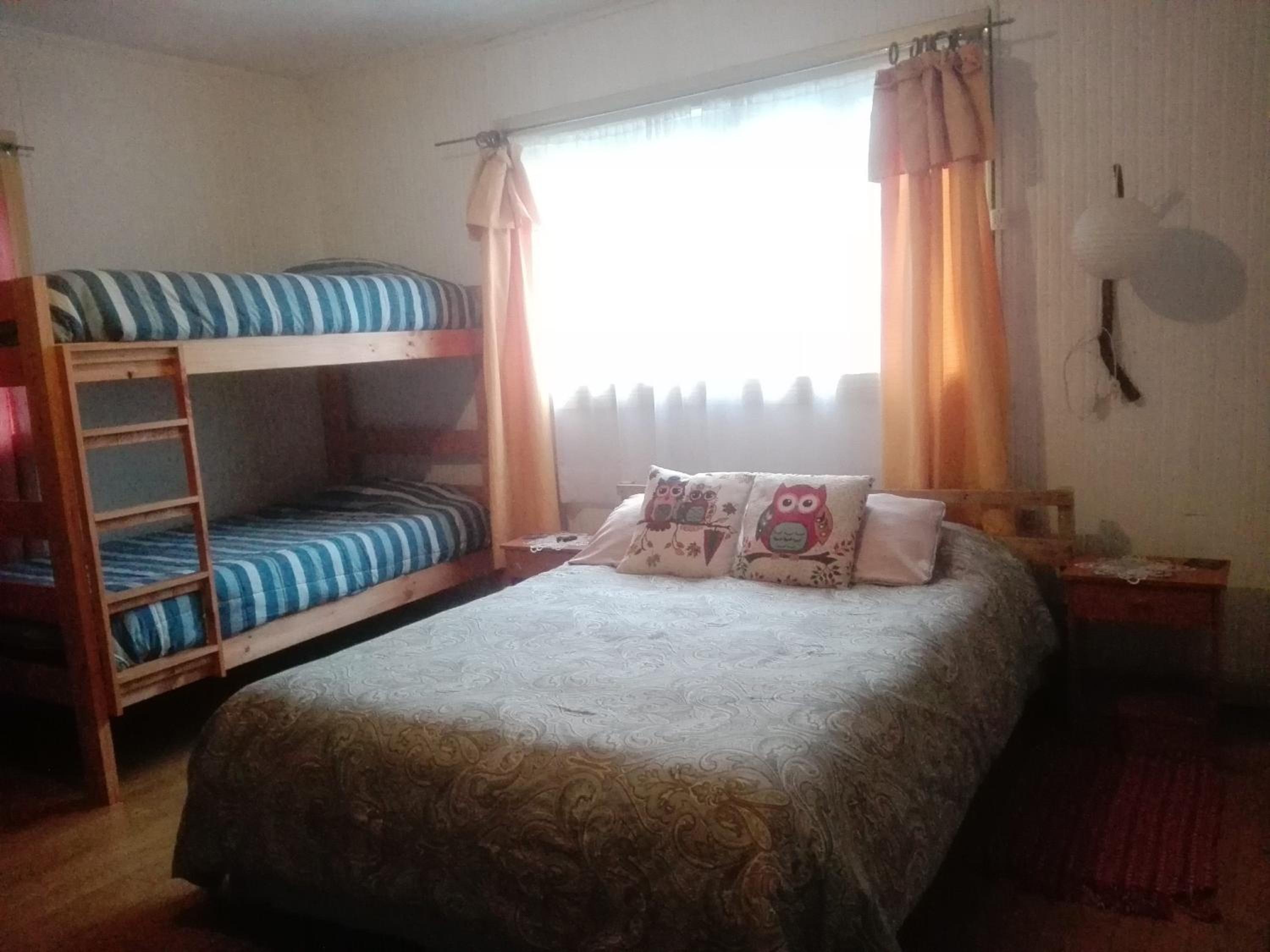 6-Bed Mixed Dormitory Room photo 2