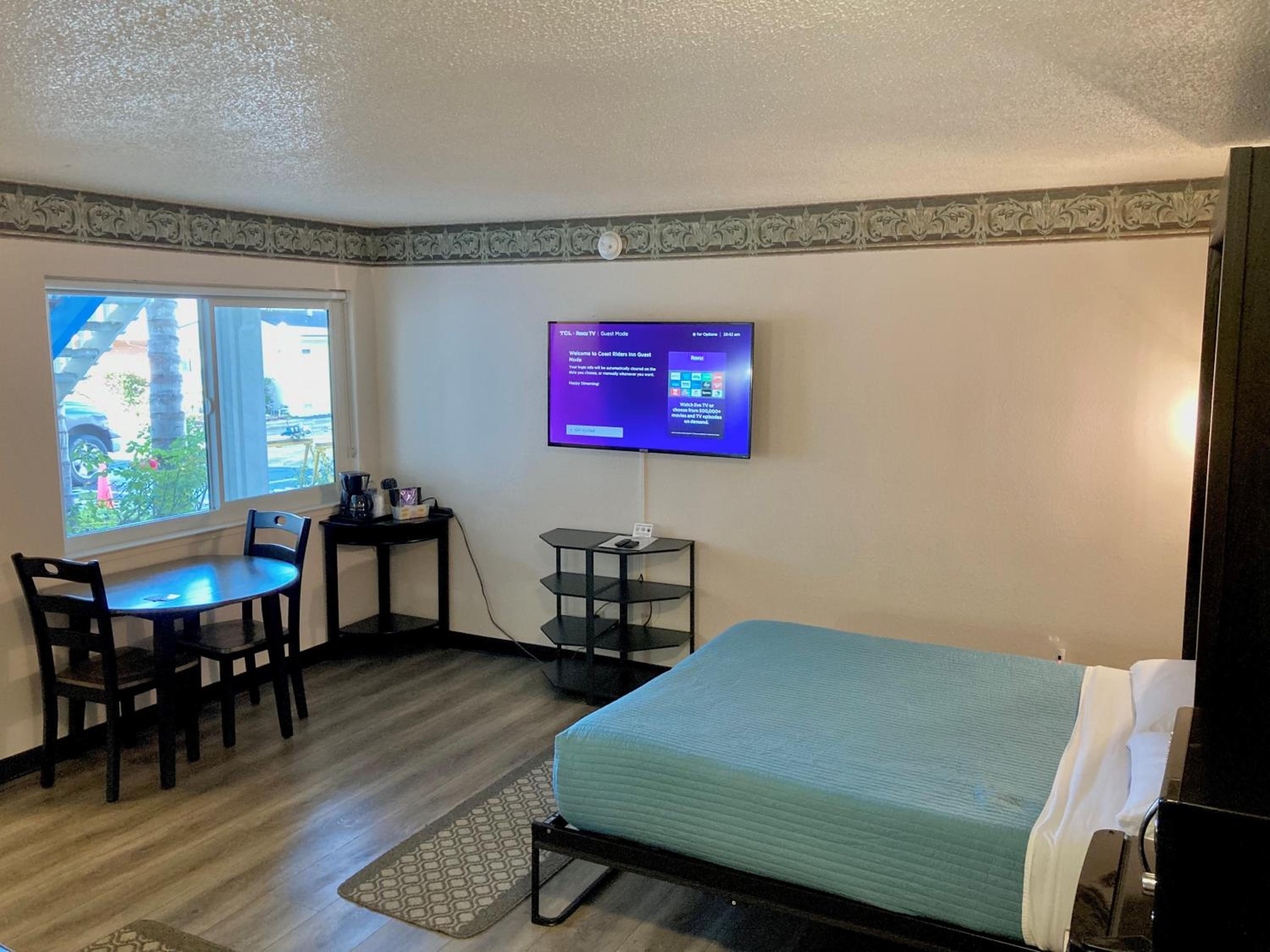 Deluxe Family Room - Photo 3