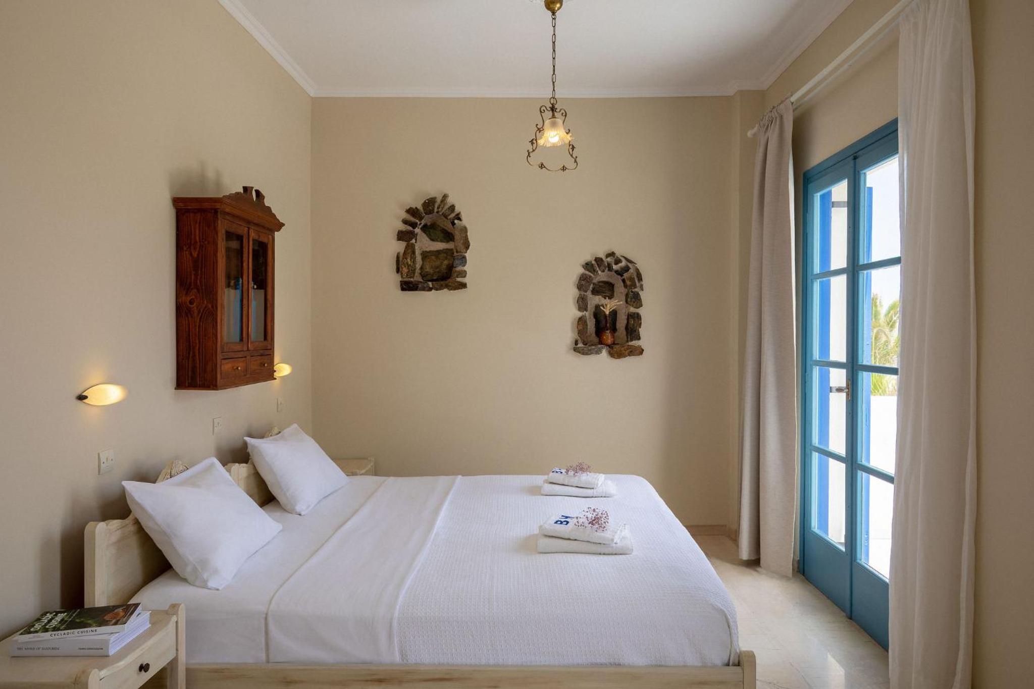 Double Room with Sea View - Photo 5