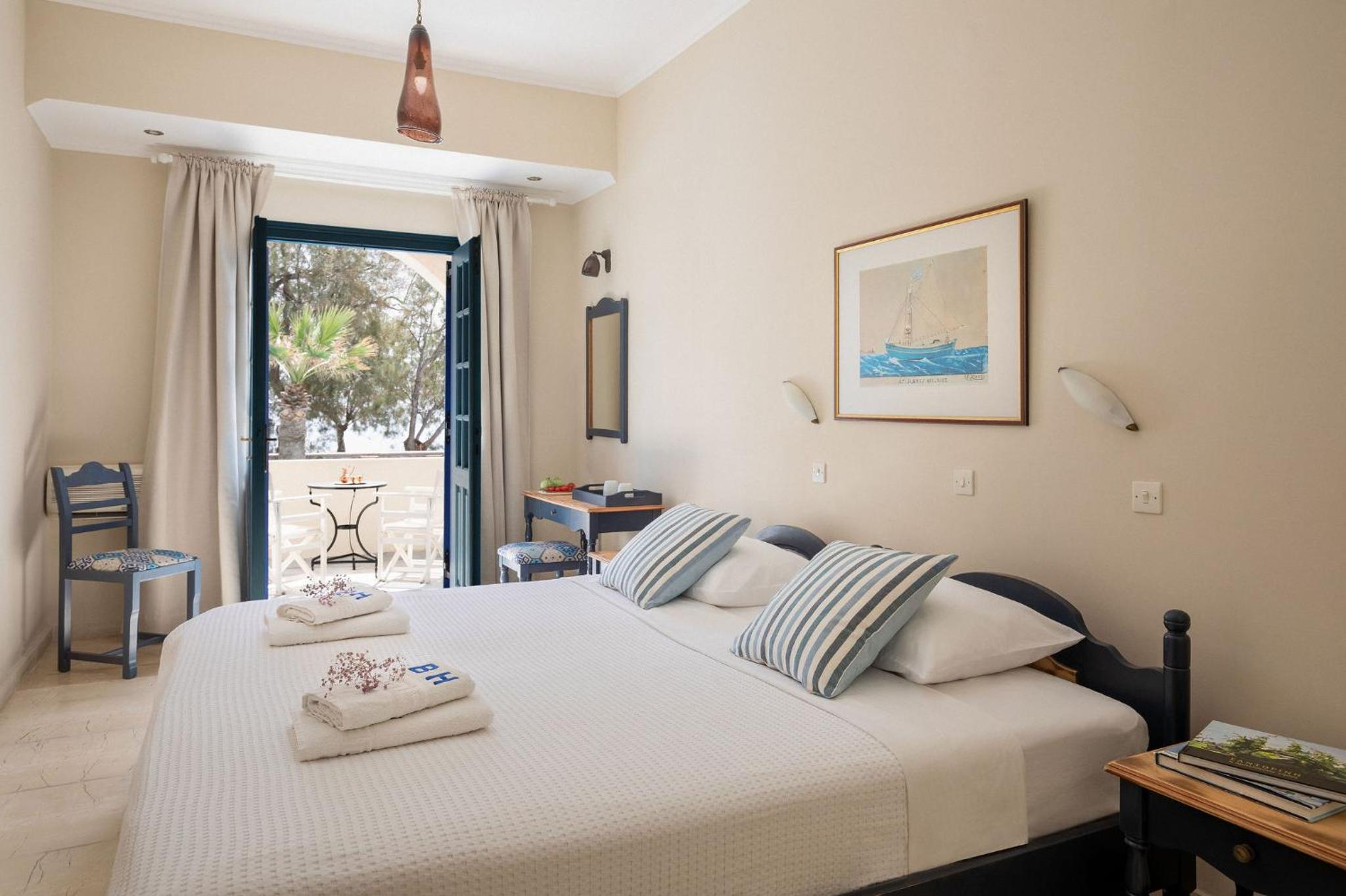 Double Room with Sea View - Photo 1